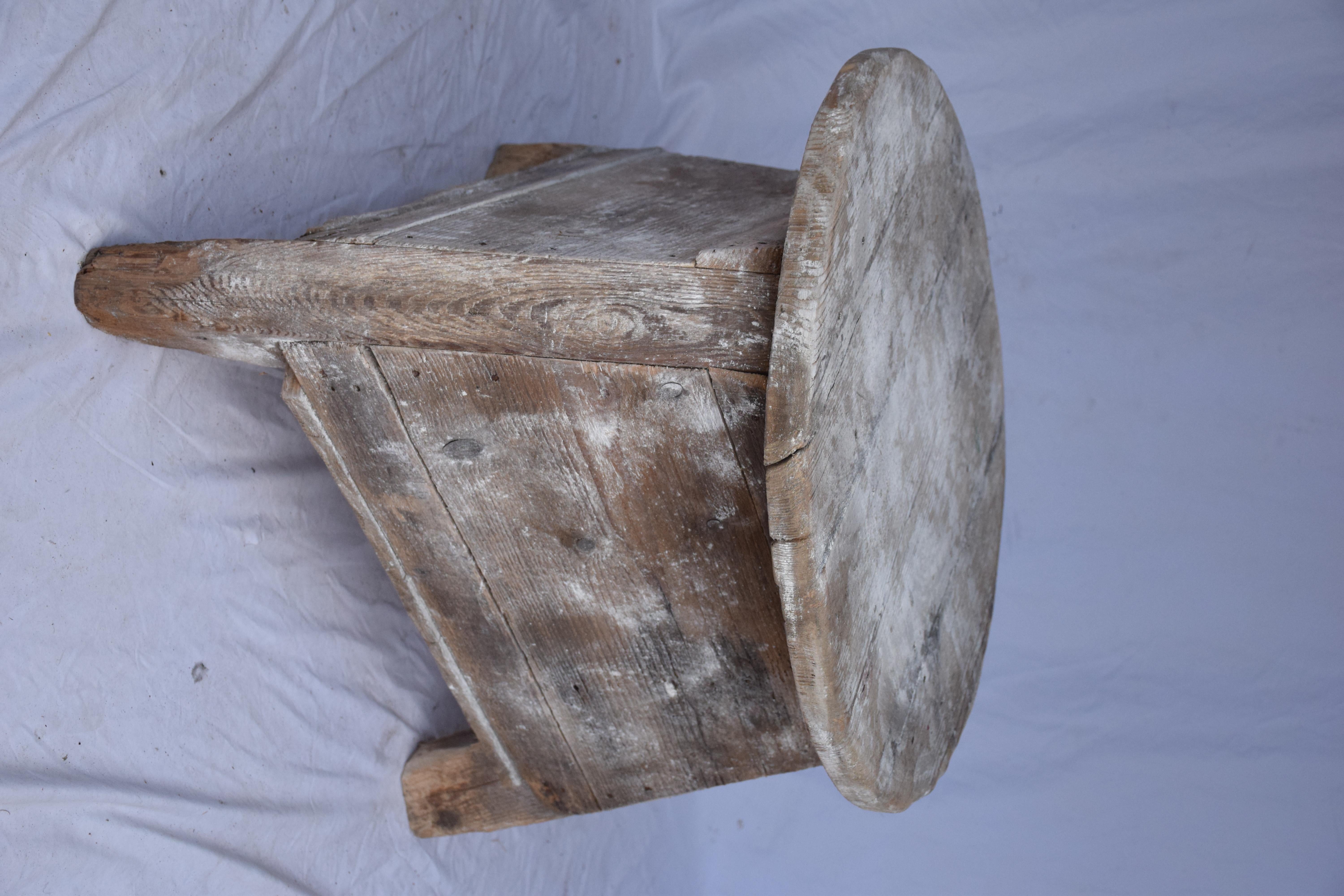 Alzata da scultore italiana con piano rotondo in vendita 2