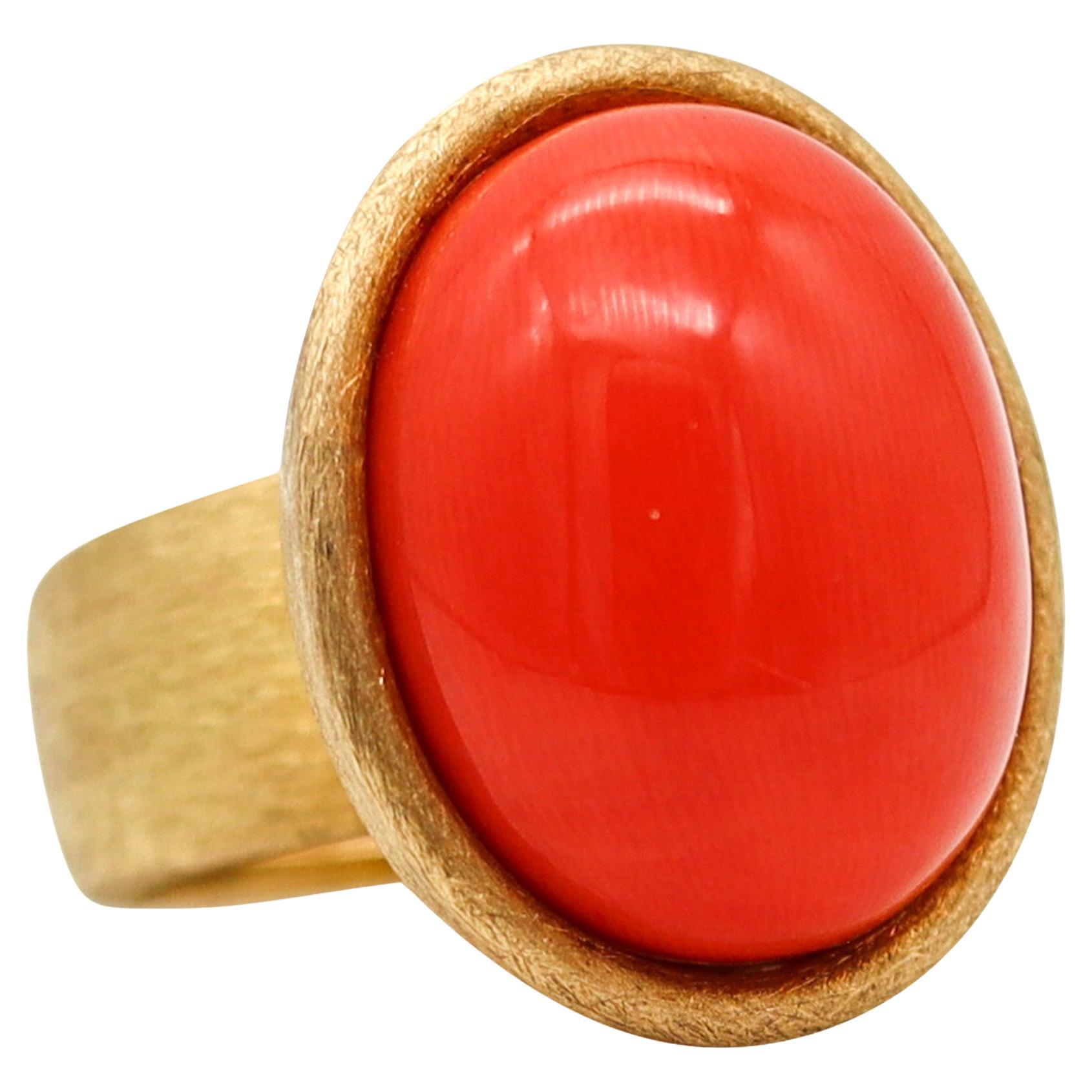 Italian Sculptural Cocktail Ring In Solid Brushed 18Kt Yellow Gold And Red Coral For Sale
