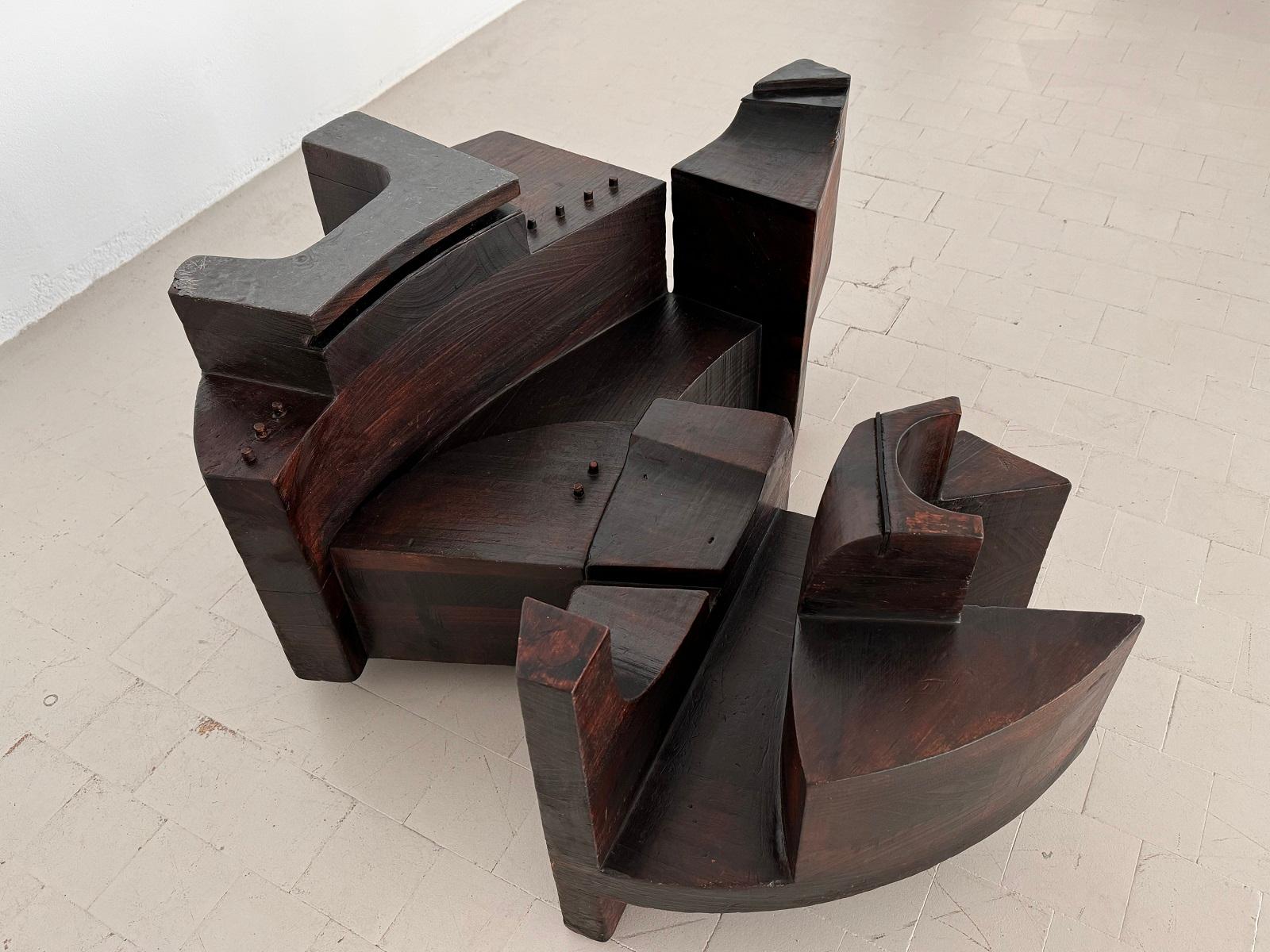 Italienischer skulpturaler italienischer Couchtisch von Nerone Patuzzi für Forme e Superfici, 1971 13