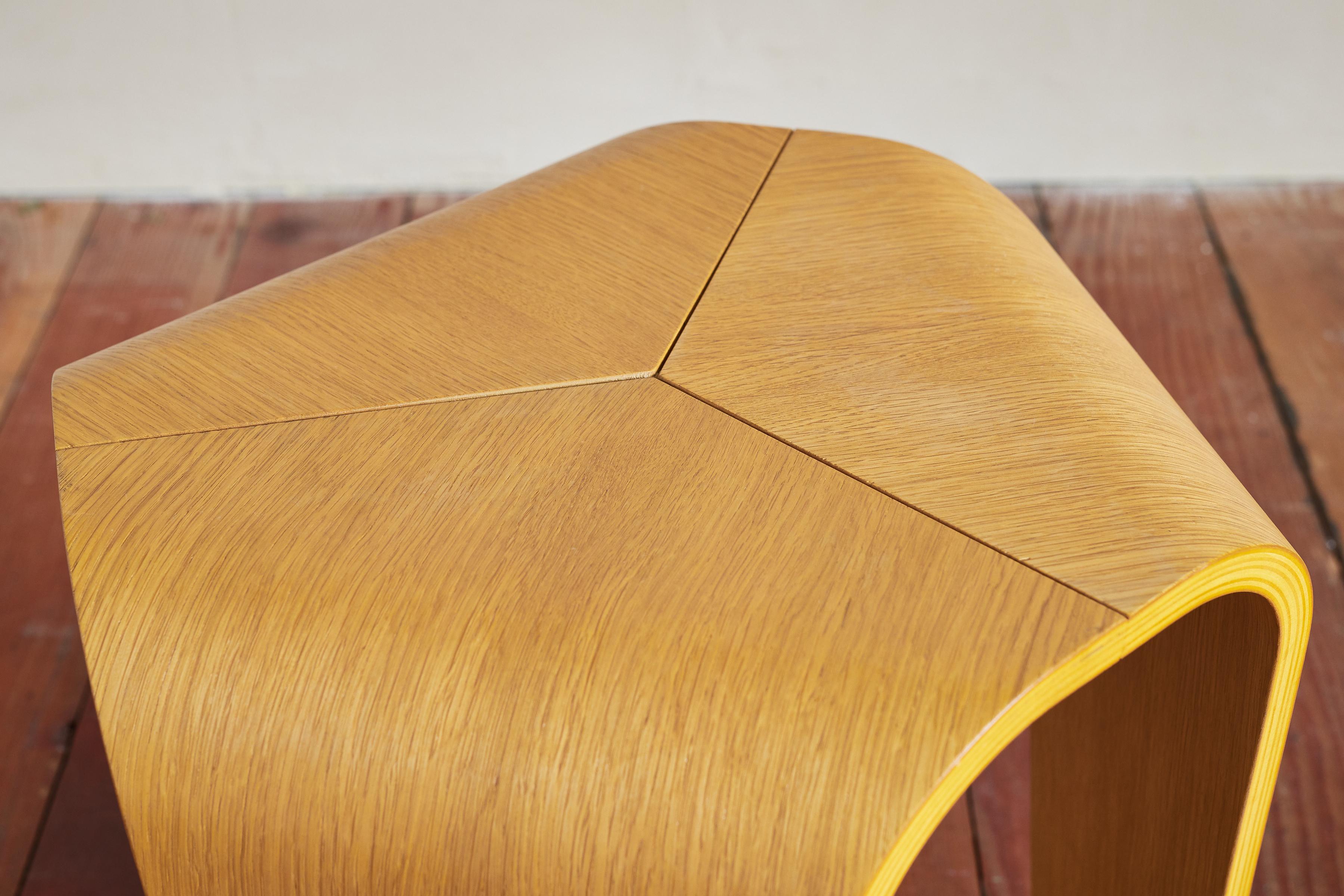 Italian Sculptural Infinity Tables 5