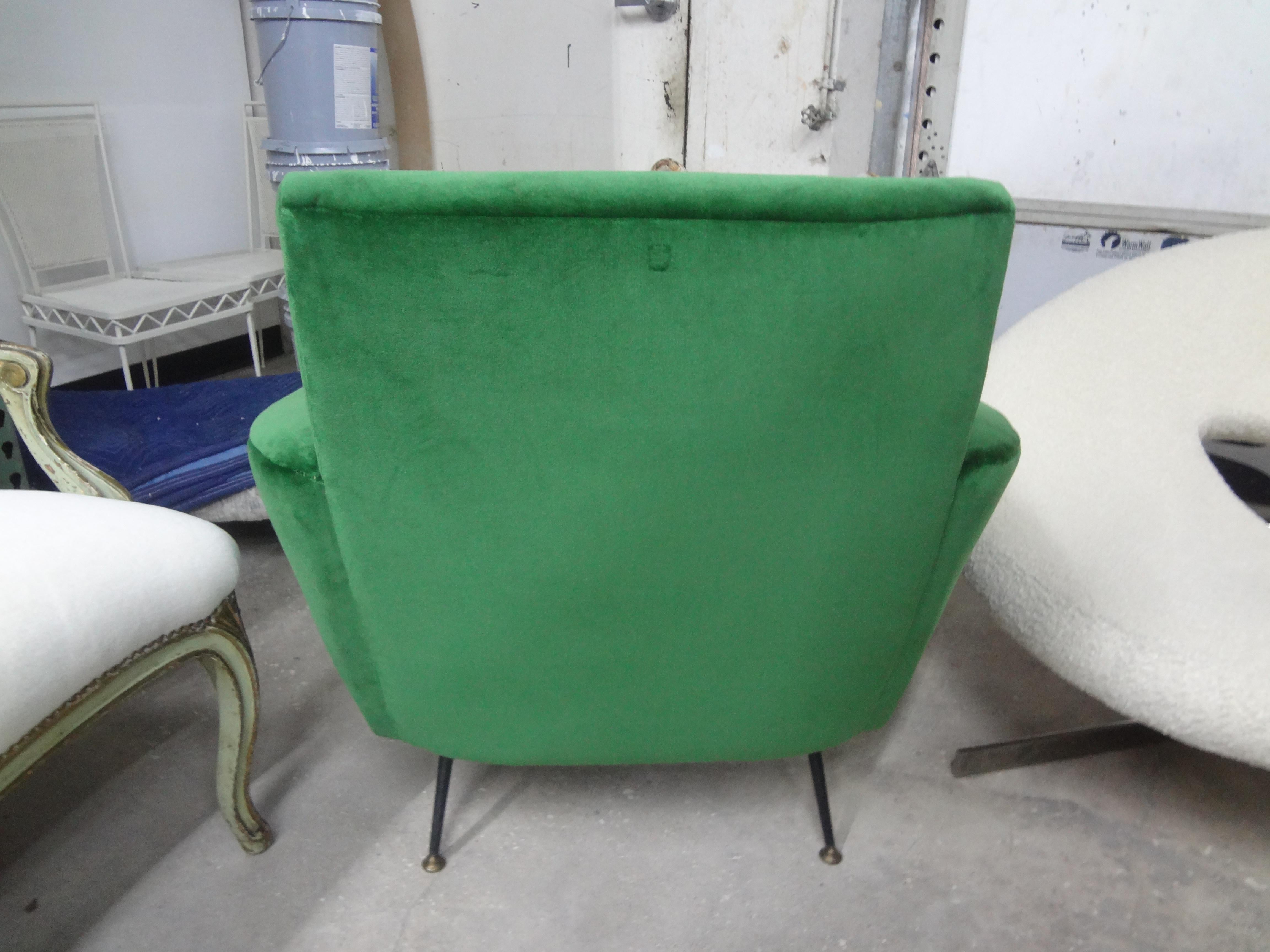 Italian Sculptural Lounge Chair in the Manner of Gio Ponti For Sale 1