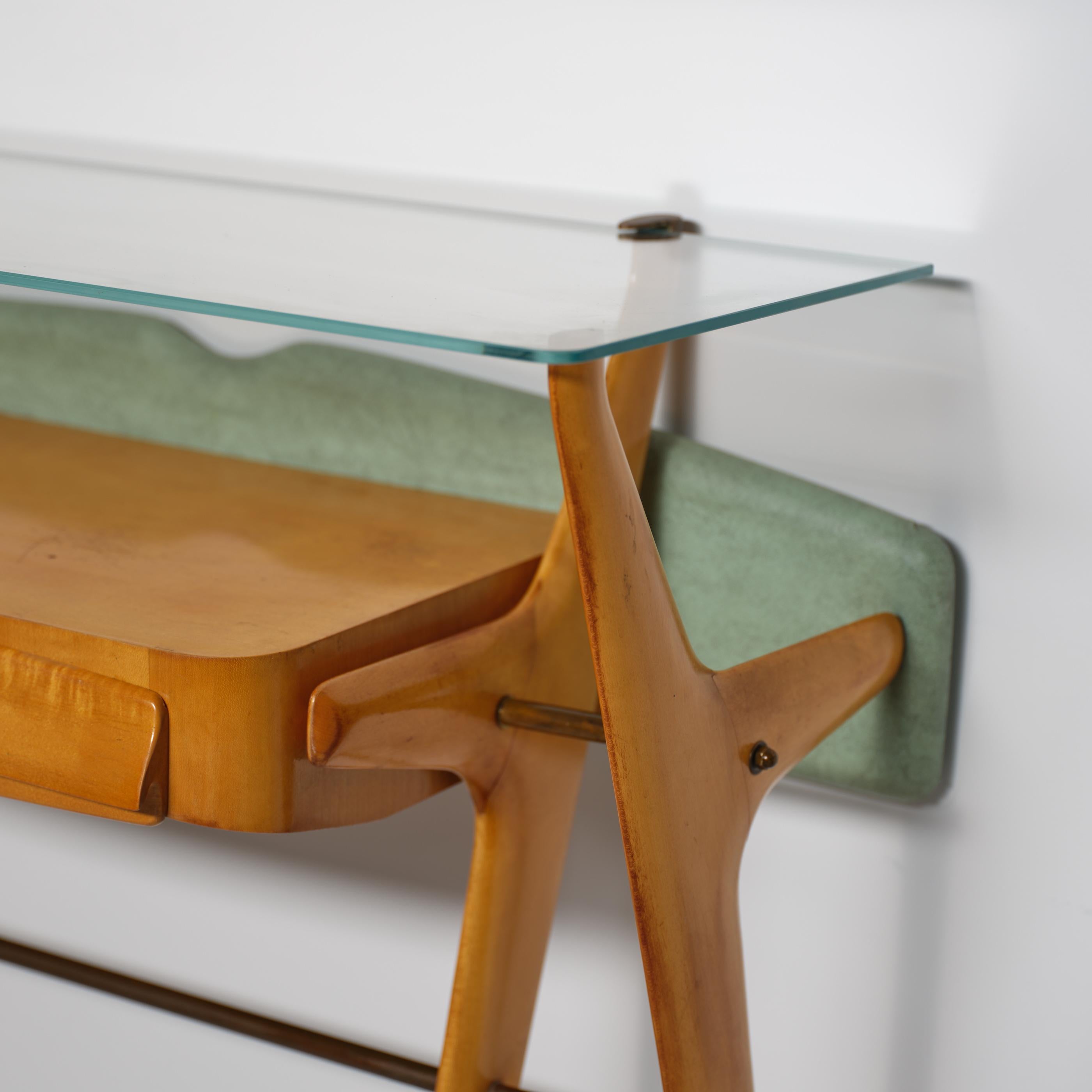 Italian Sculptural Maple Console with Glass Top, Attributed to Ico Parisi, 1950s For Sale 2