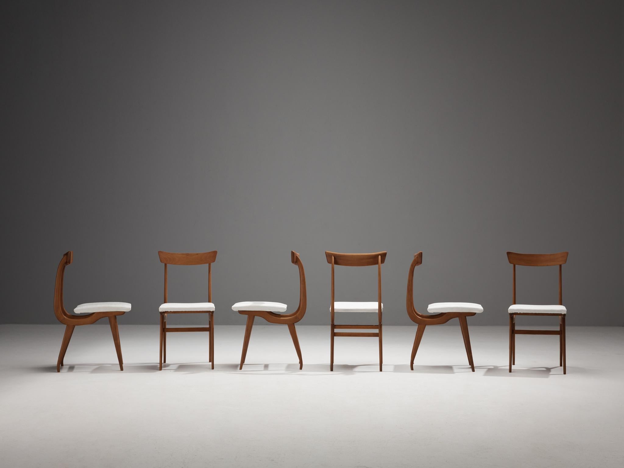 Italian Sculptural Set of Twelve Dining Chairs in Walnut  In Good Condition For Sale In Waalwijk, NL
