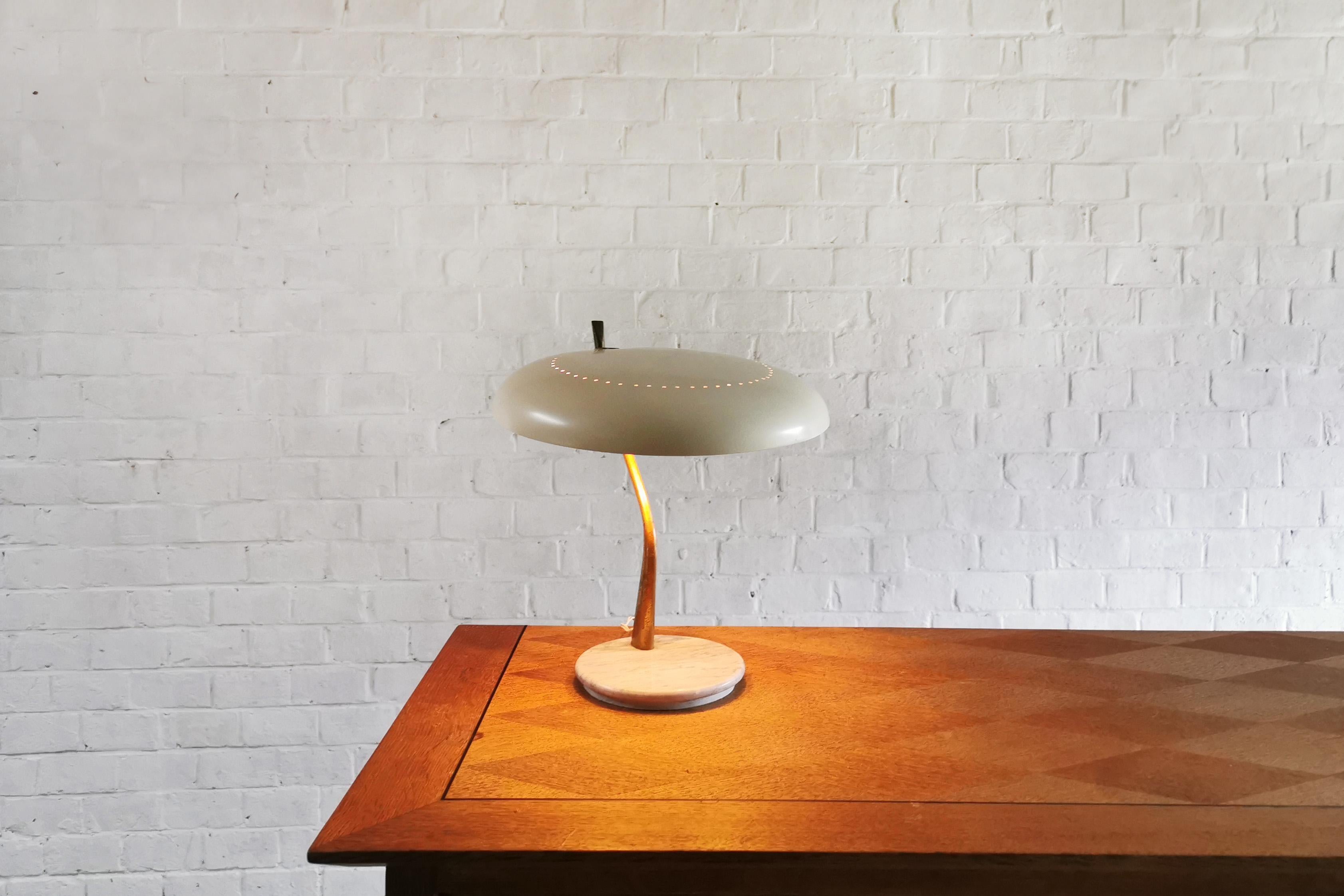 Mid-Century Modern Italian Sculptural Table Lamp By Lumen Milano, 1950's For Sale