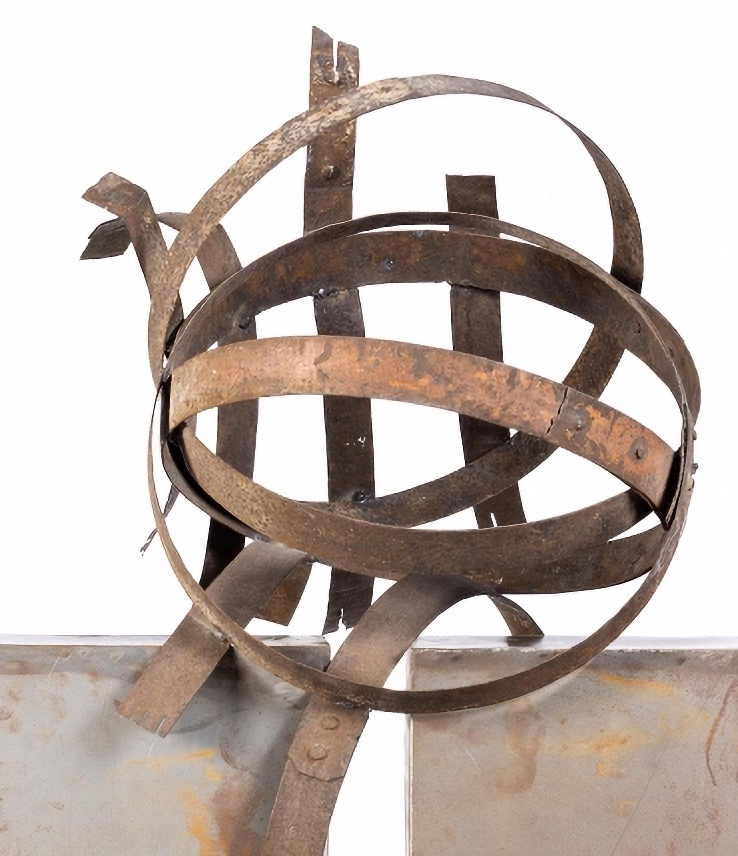 ESFERA AMILAR DE ESCULTURA ITALIANA Siglo XX Moderno en venta