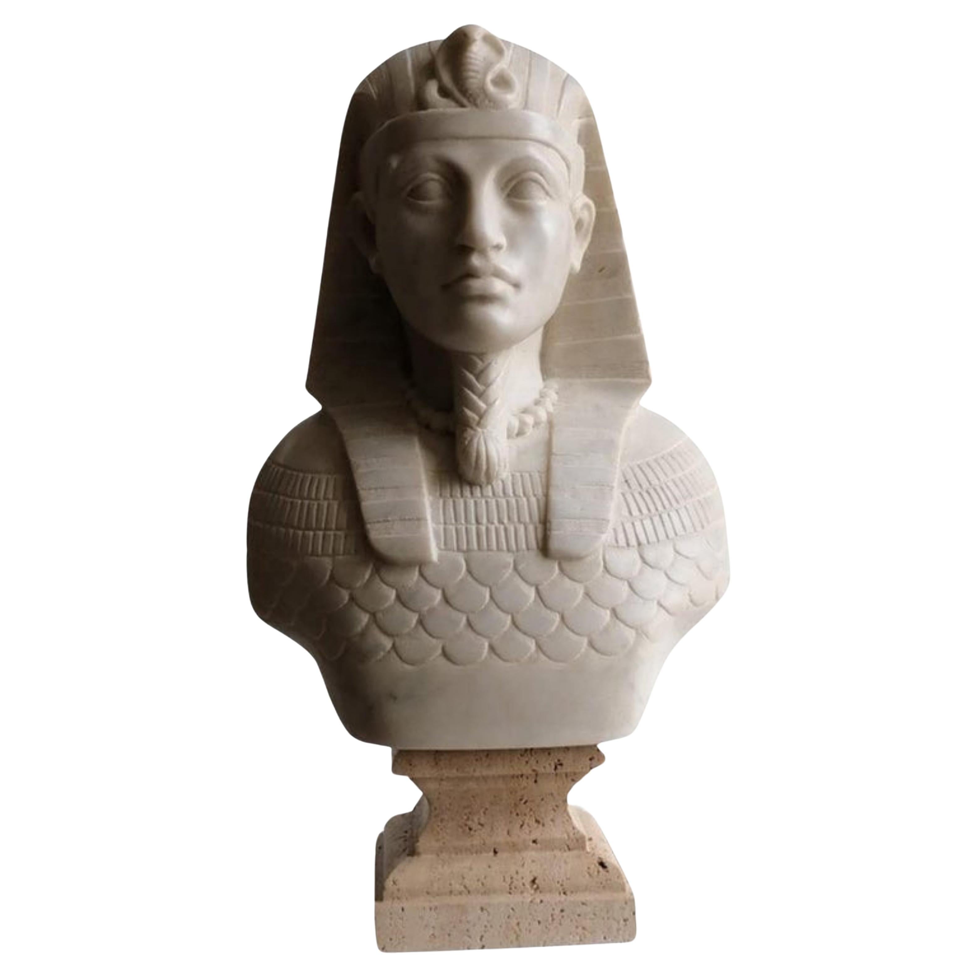 Italienische Skulptur „ Ägyptische Pharaonen“ aus Carrara-Marmor, 20. Jahrhundert