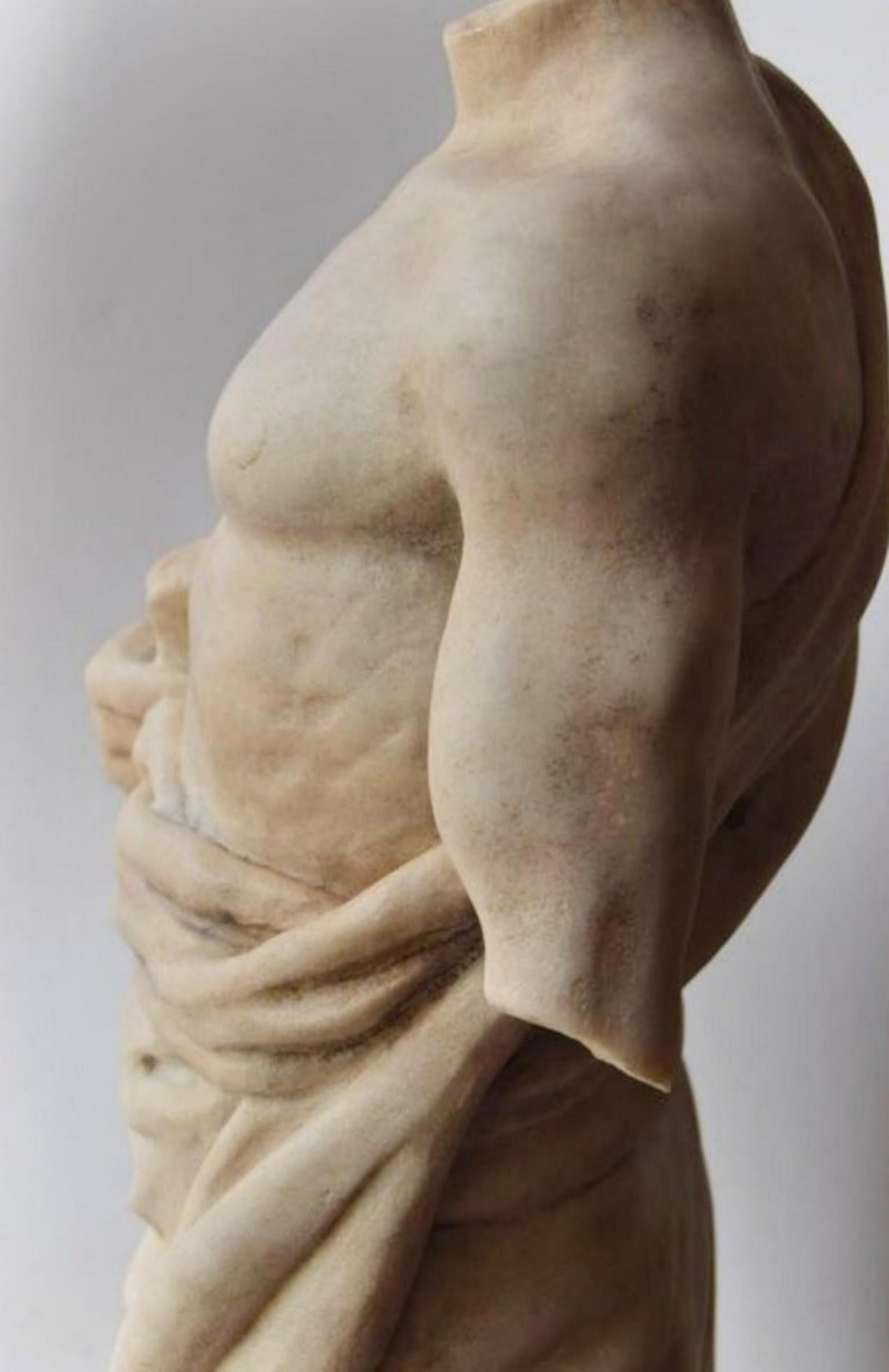 Marbre Sculpture italienne « Esculapio Acefalo » en marbre de Carrare, début du 20e siècle en vente