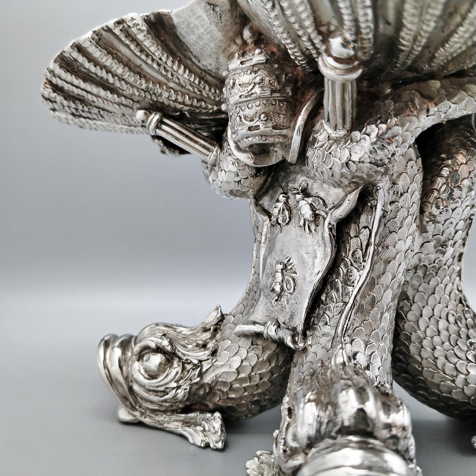 Italian sculpture in solid 800 silver reproducing the Triton fountain in Rome 4