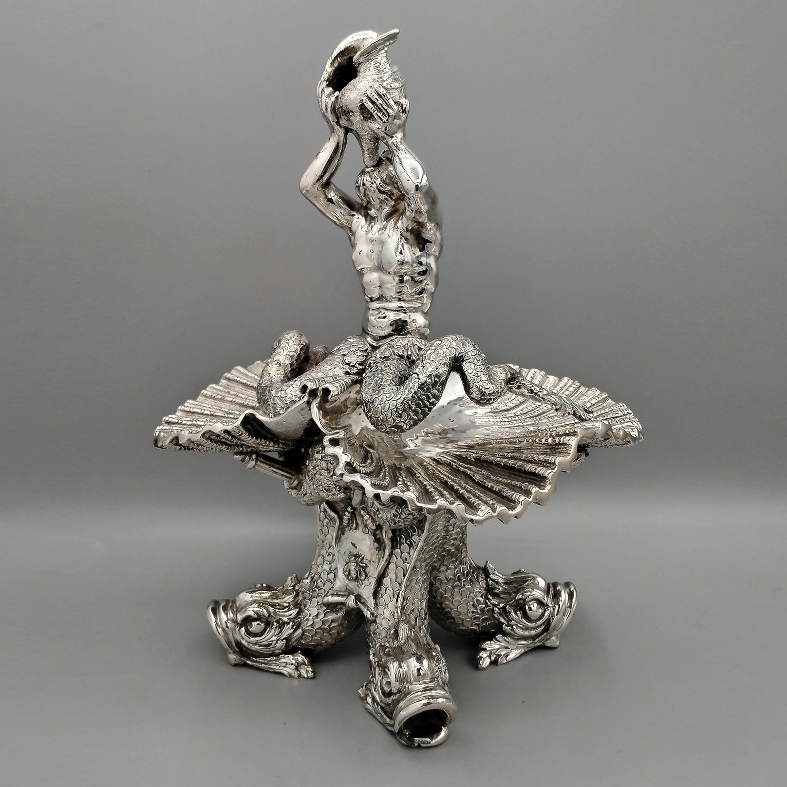 Silver Italian sculpture in solid 800 silver reproducing the Triton fountain in Rome