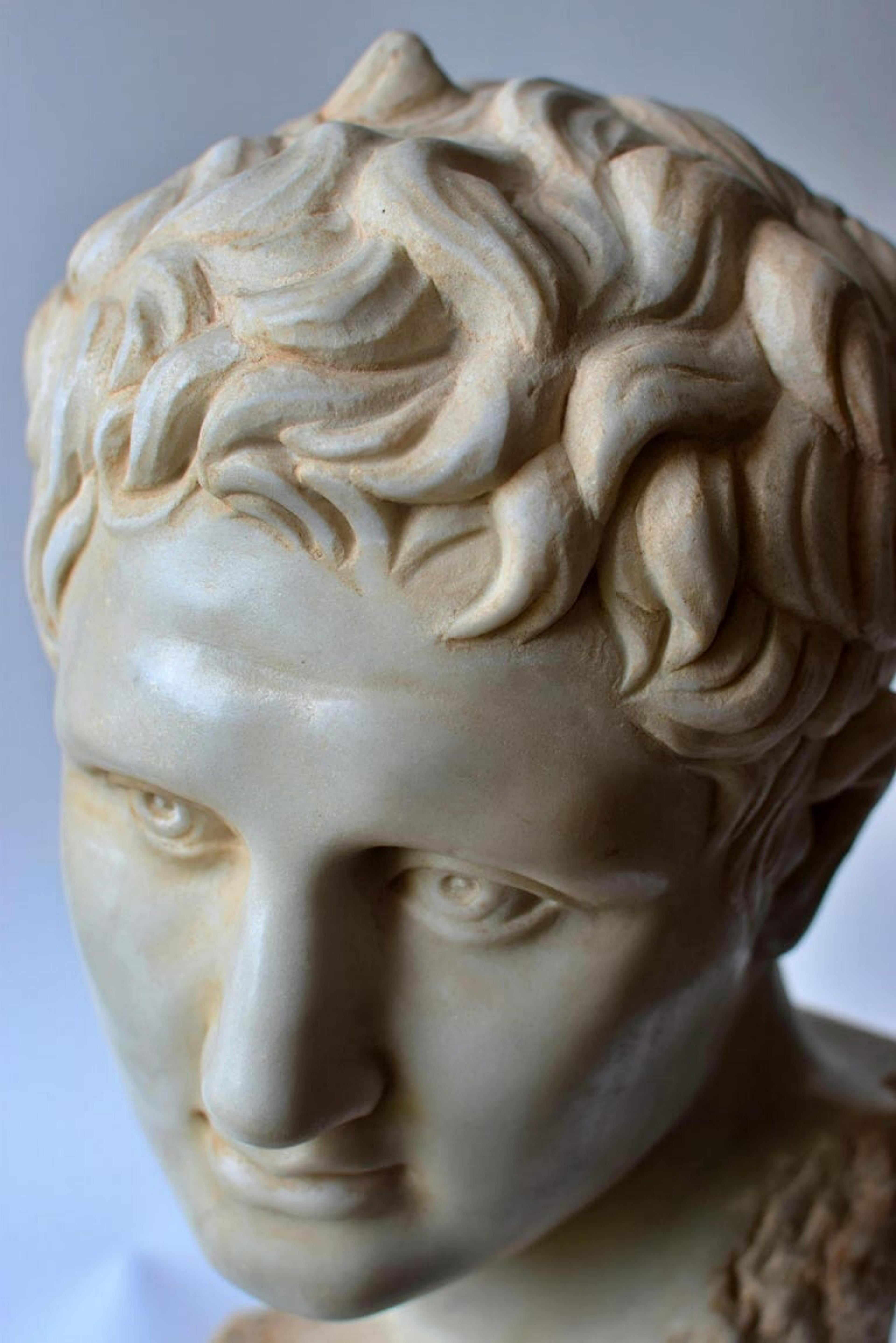 Italienische Skulptur „Lisippea Apoxiomenos“ Kopf aus Marmor des 20. Jahrhunderts im Angebot 2