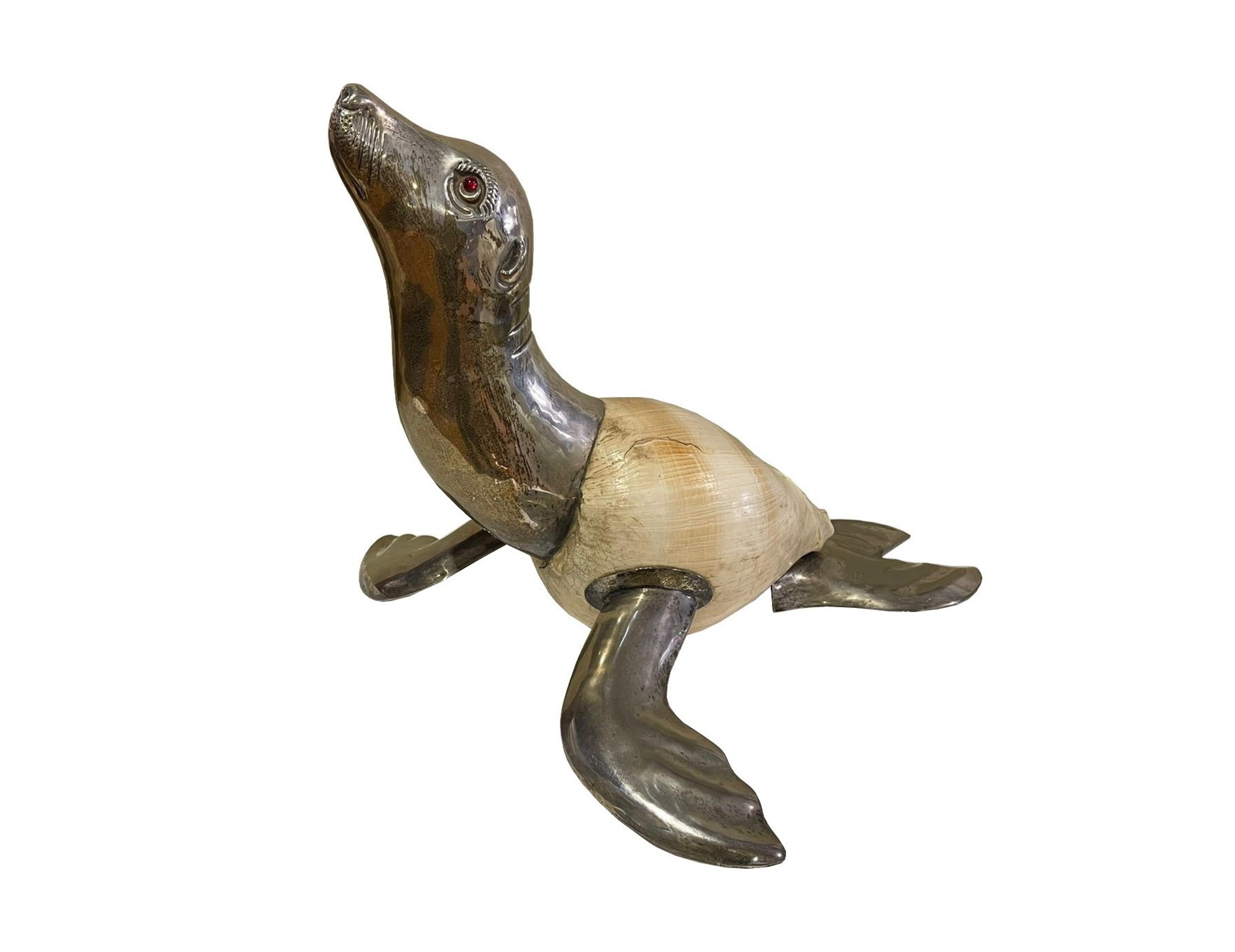 Italienische CULPTURE „SEAL“ des 20. Jahrhunderts (Handgefertigt) im Angebot