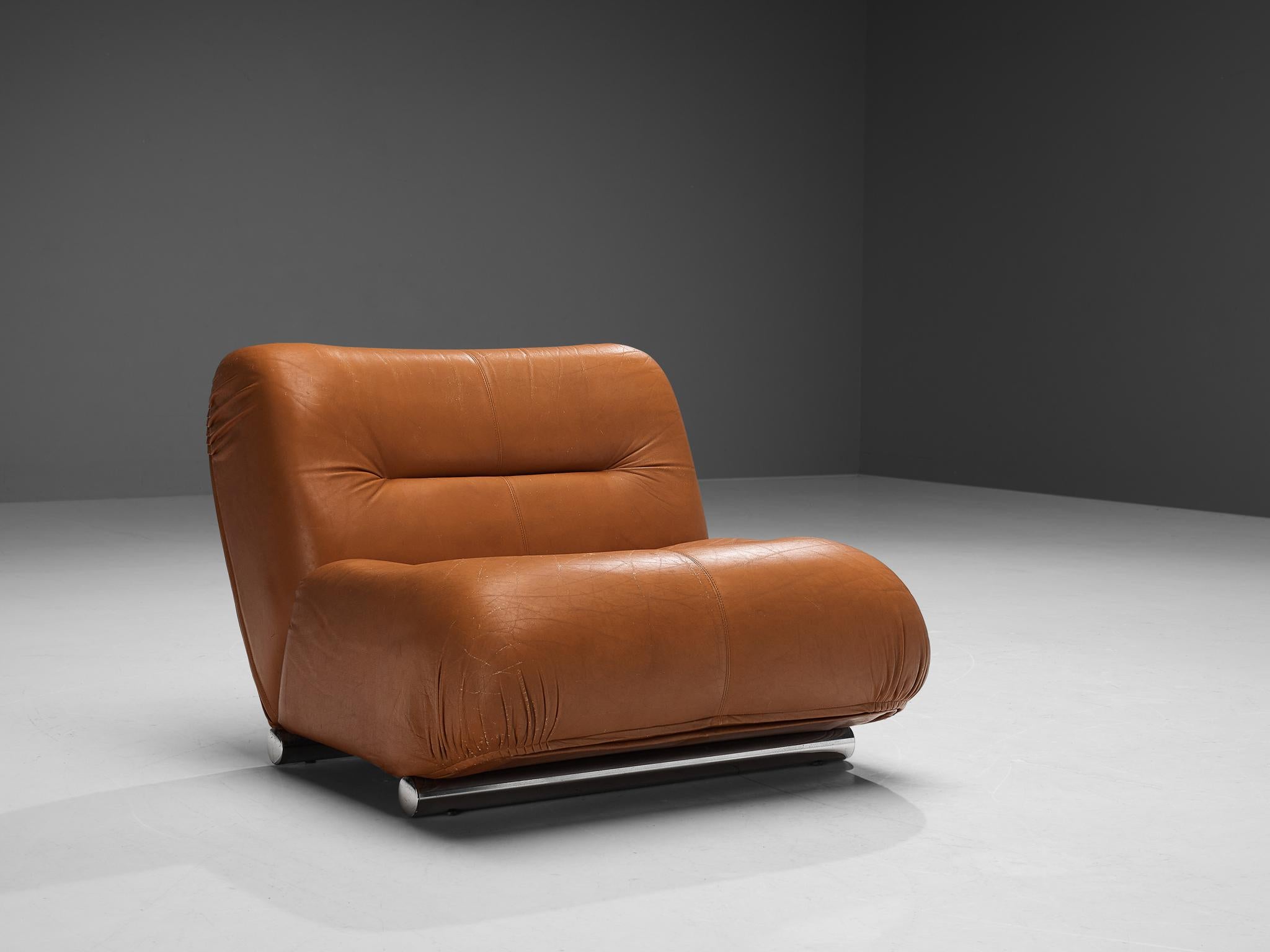 Giuseppe Munari Lounge Chairs in Cognac Leather For Sale 5