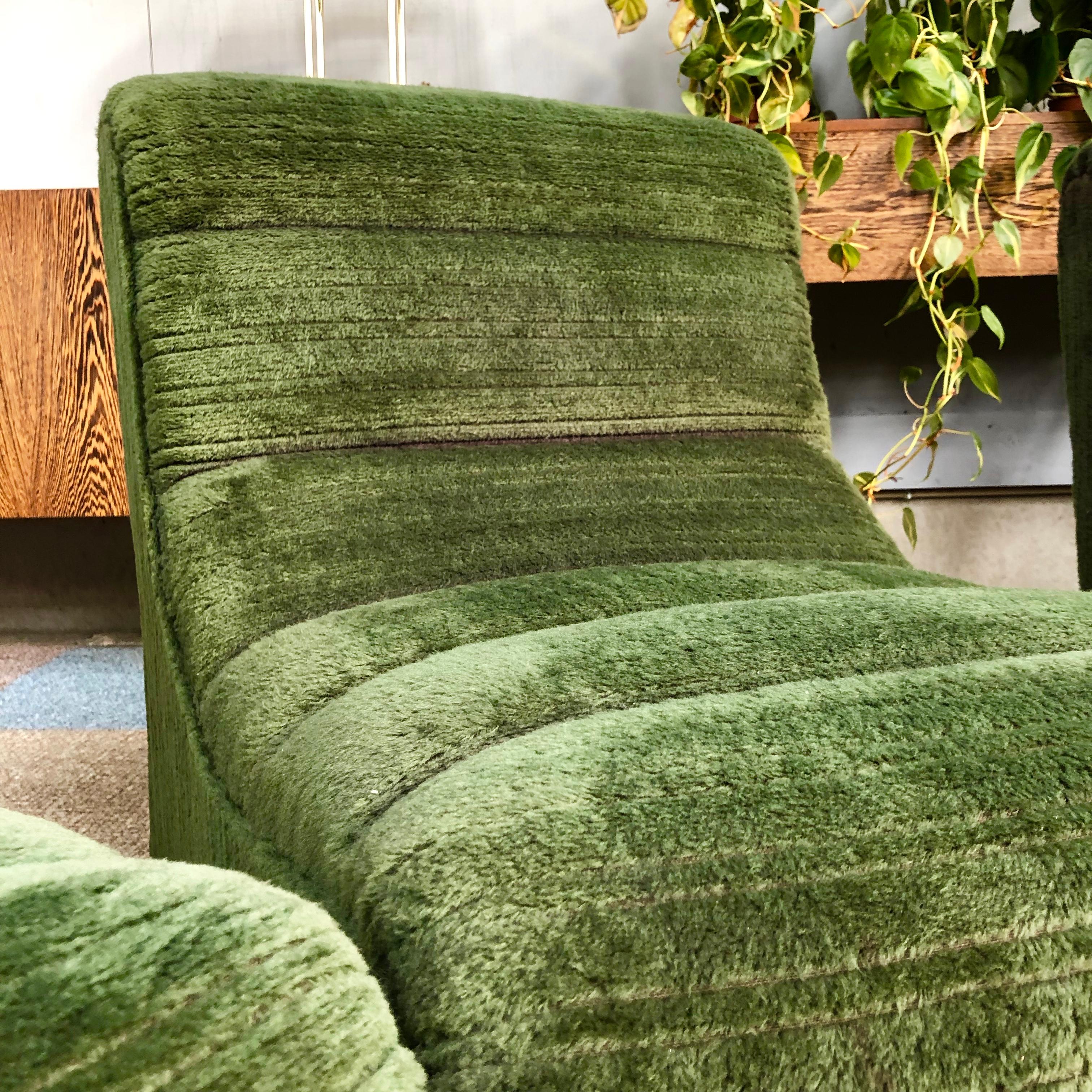 Italian Sectional Sofa in Green Plush, 1970s 4