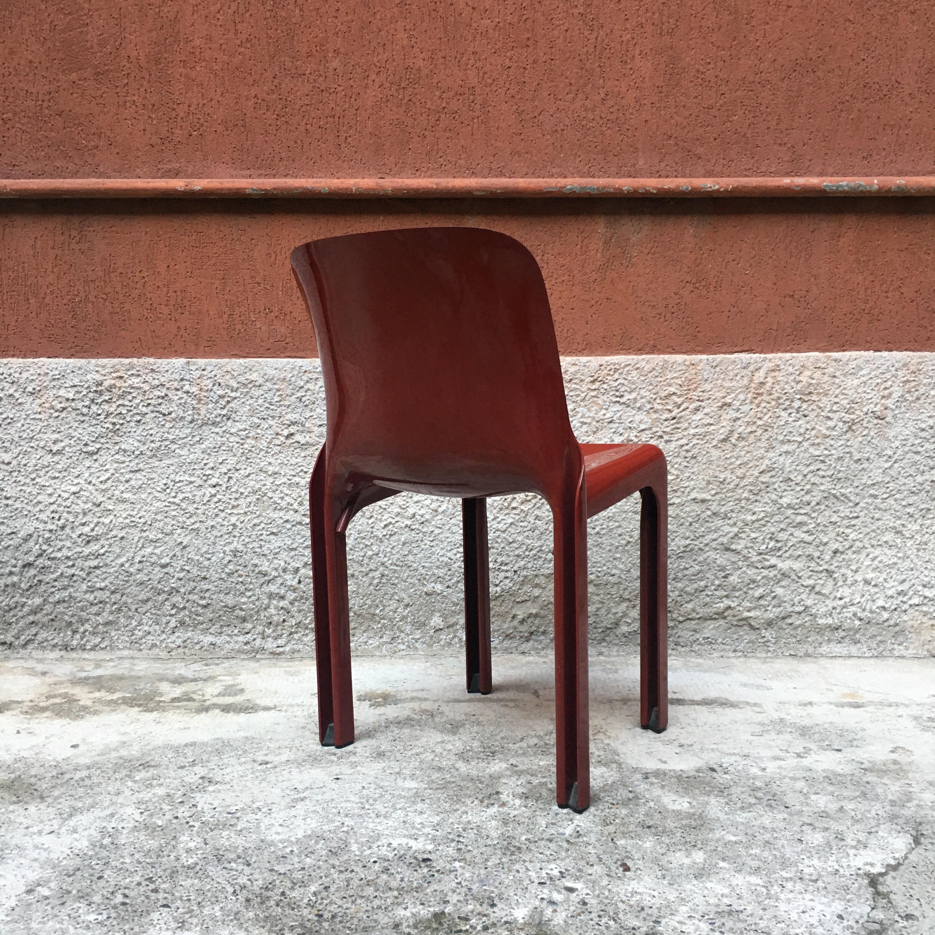 Mid-20th Century Italian Selene Brick Red Abs Desk Chair, by Vico Magistretti for Artemide, 1969