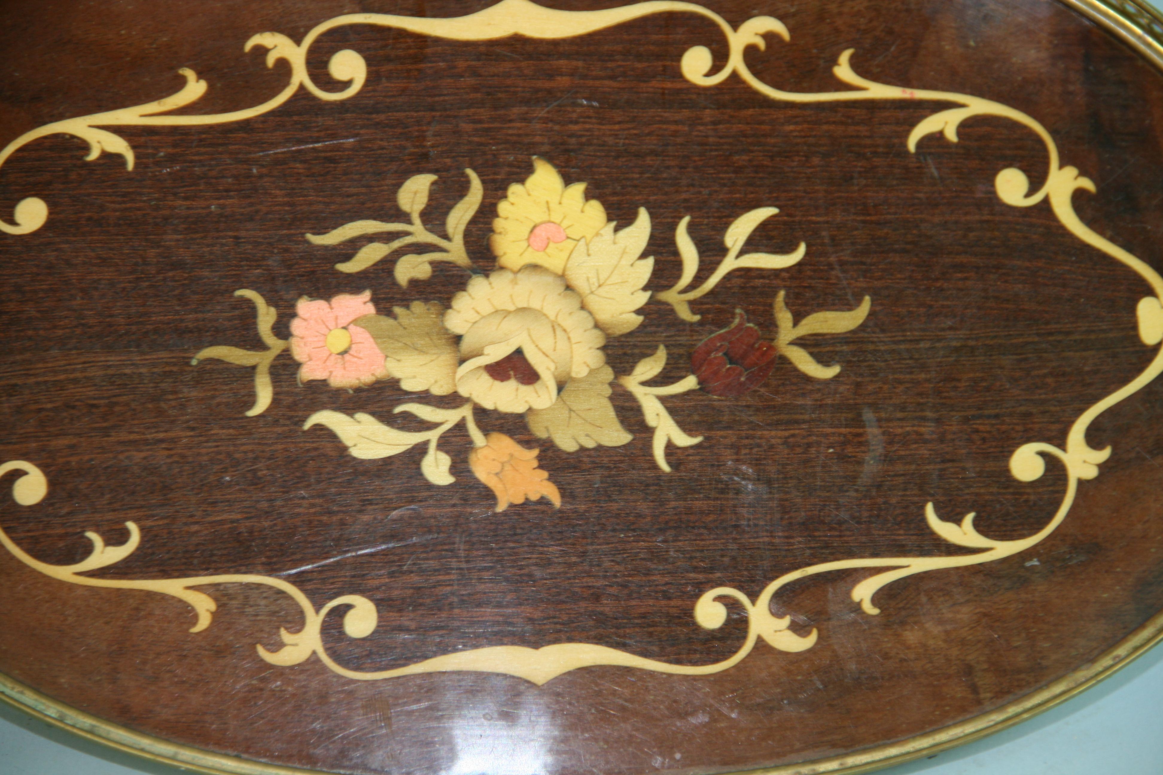 Mid-20th Century Italian Serving Tray Inlaid Wood Brass Rim and Handles, 1960's For Sale