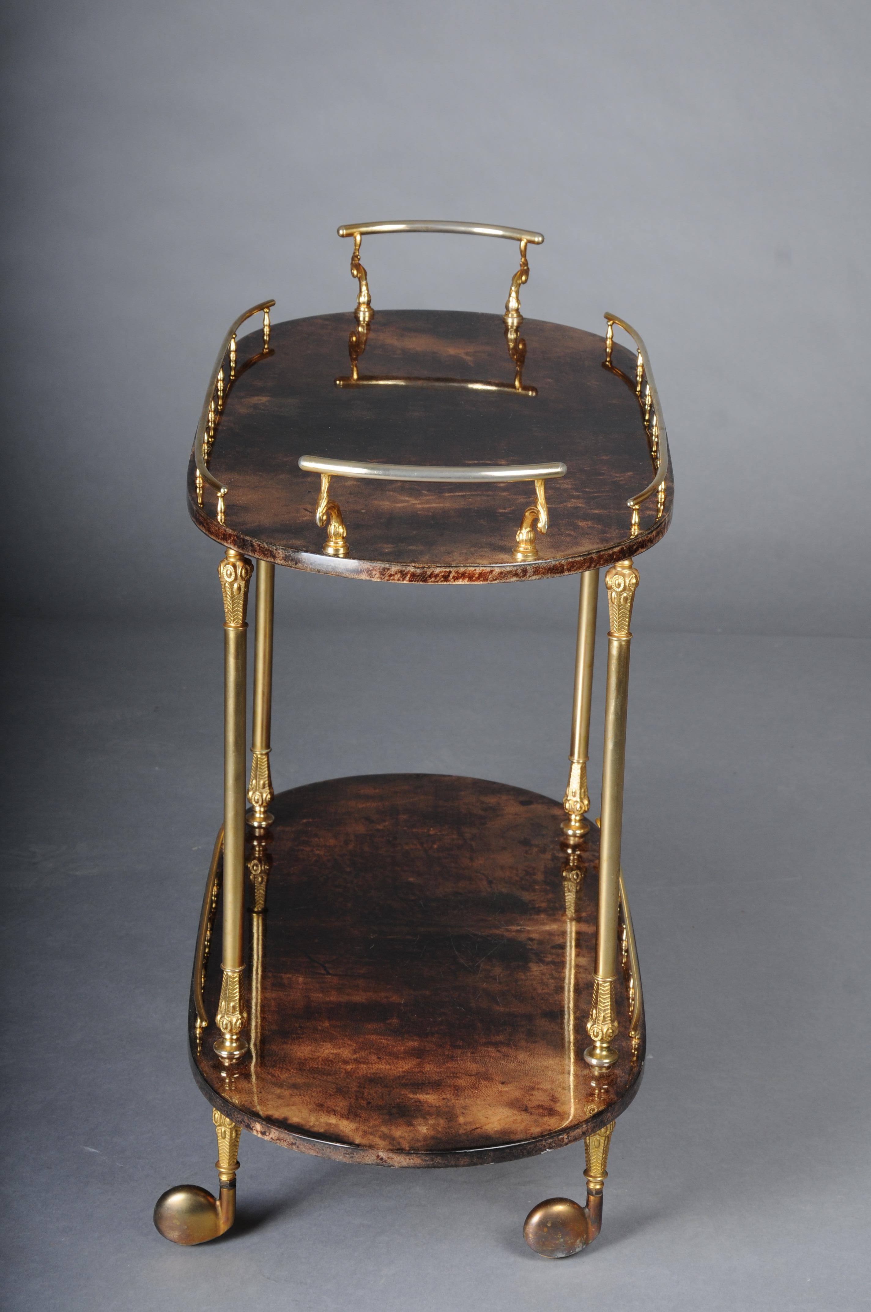 Chariot de service italien en peau de chèvre Brown par Aldo Tura, 1970 Vintage en vente 5
