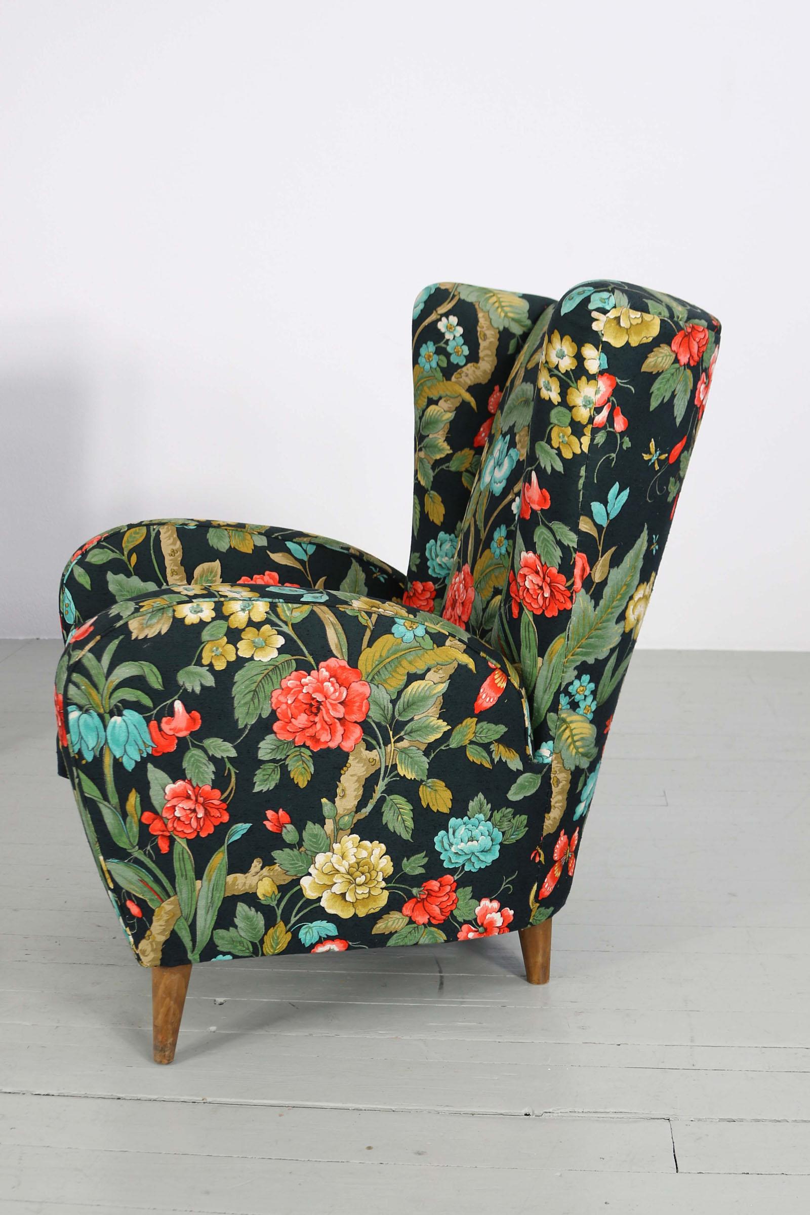 Italian Set of 2 Floral Armchairs in the Style of Paolo Buffa, 1950s 7