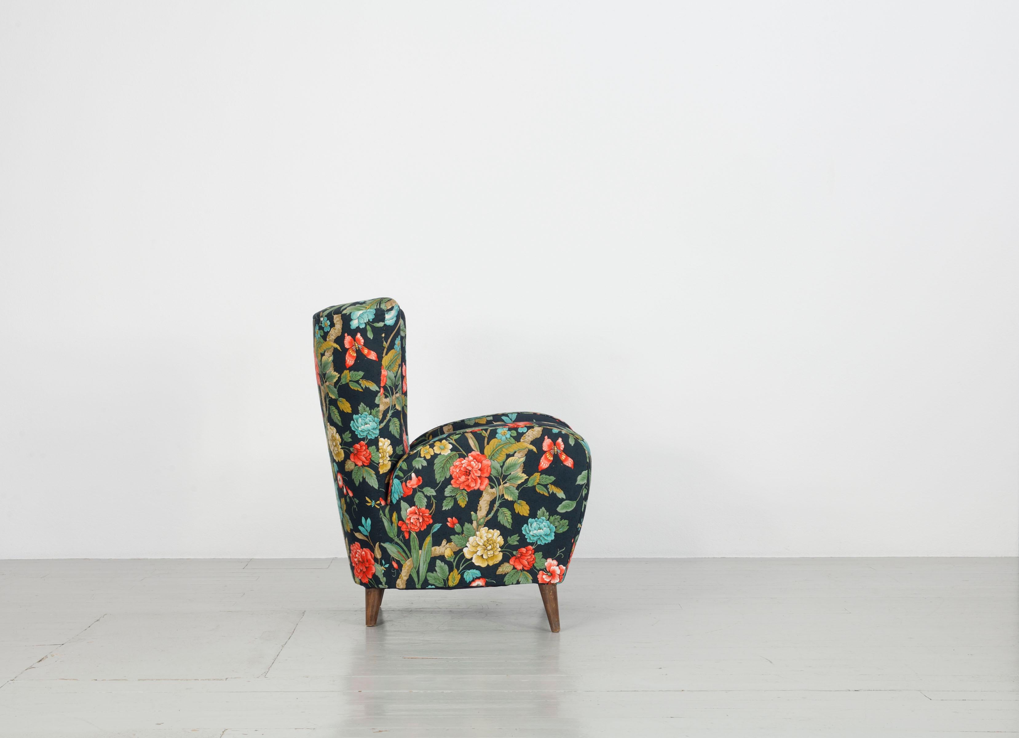 Italian Set of 2 Floral Armchairs in the Style of Paolo Buffa, 1950s 1
