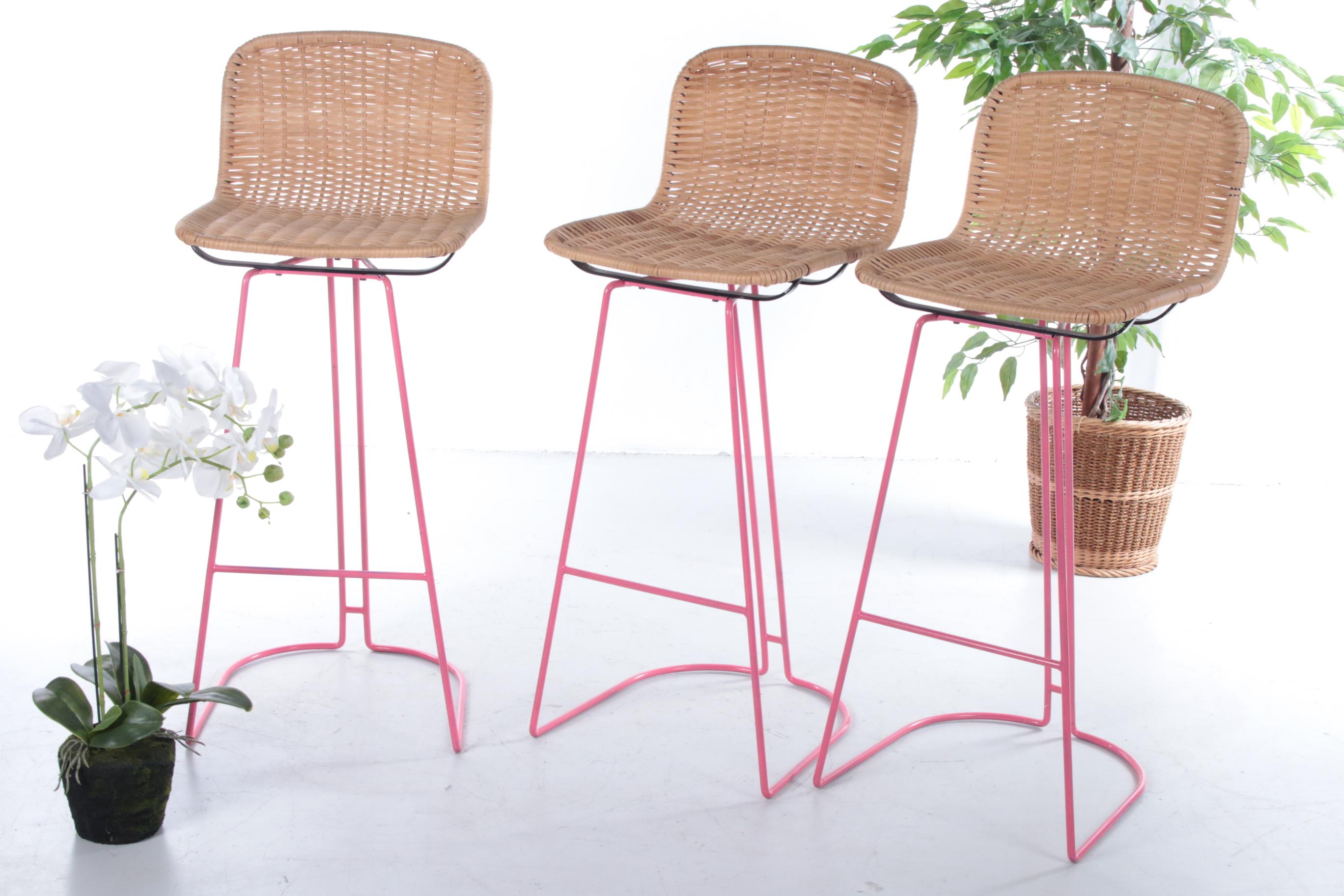 Italian set of 3 bar stools with cane and metal by Cidue, 1980s

Set of three barstools with a pink lacquered metal base and cane seat. The light pink color gives a special and unique touch to the stools.

Made in the 80's by Cidue, Italy. All
