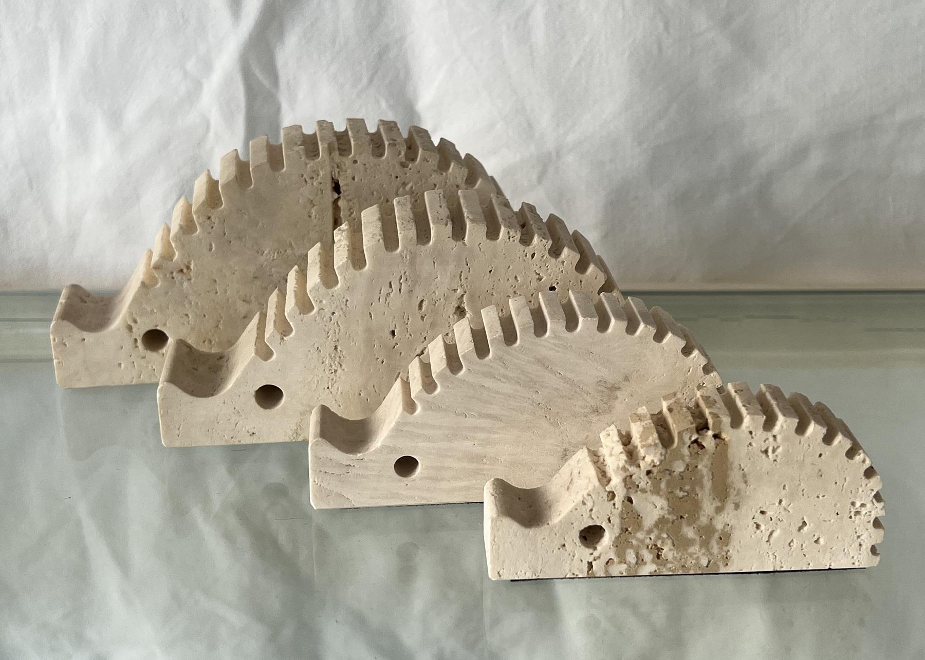 Mid-Century Modern Italian Set of 4 Hedgehogs in Travertine Stone by Fratelli Mannelli For Sale