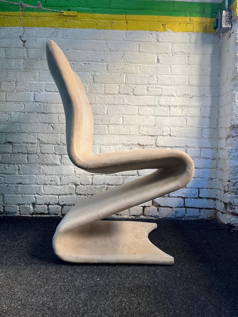 Italian Set of 4 "Z" Shaped Dining Chairs Attributed to Verner Panton