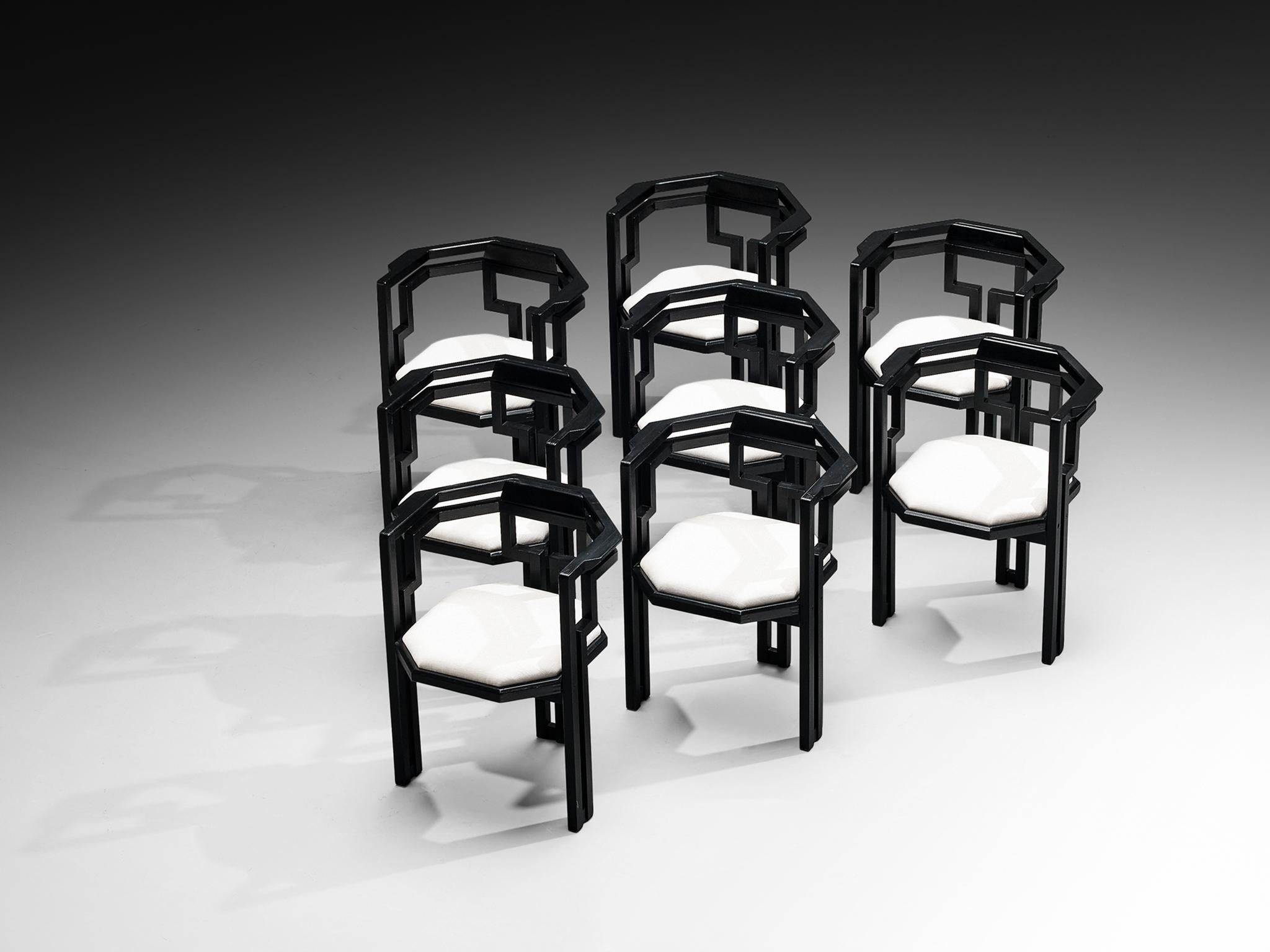 Italian Set of Eight Dining Chairs in Oak and White Upholstery (Ende des 20. Jahrhunderts) im Angebot