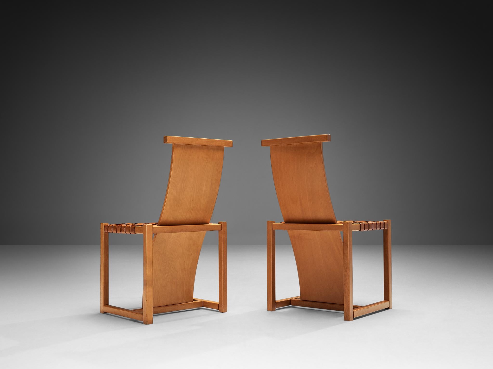 Italian Set of Eight Dining Chairs with Woven Leather Seats For Sale 7