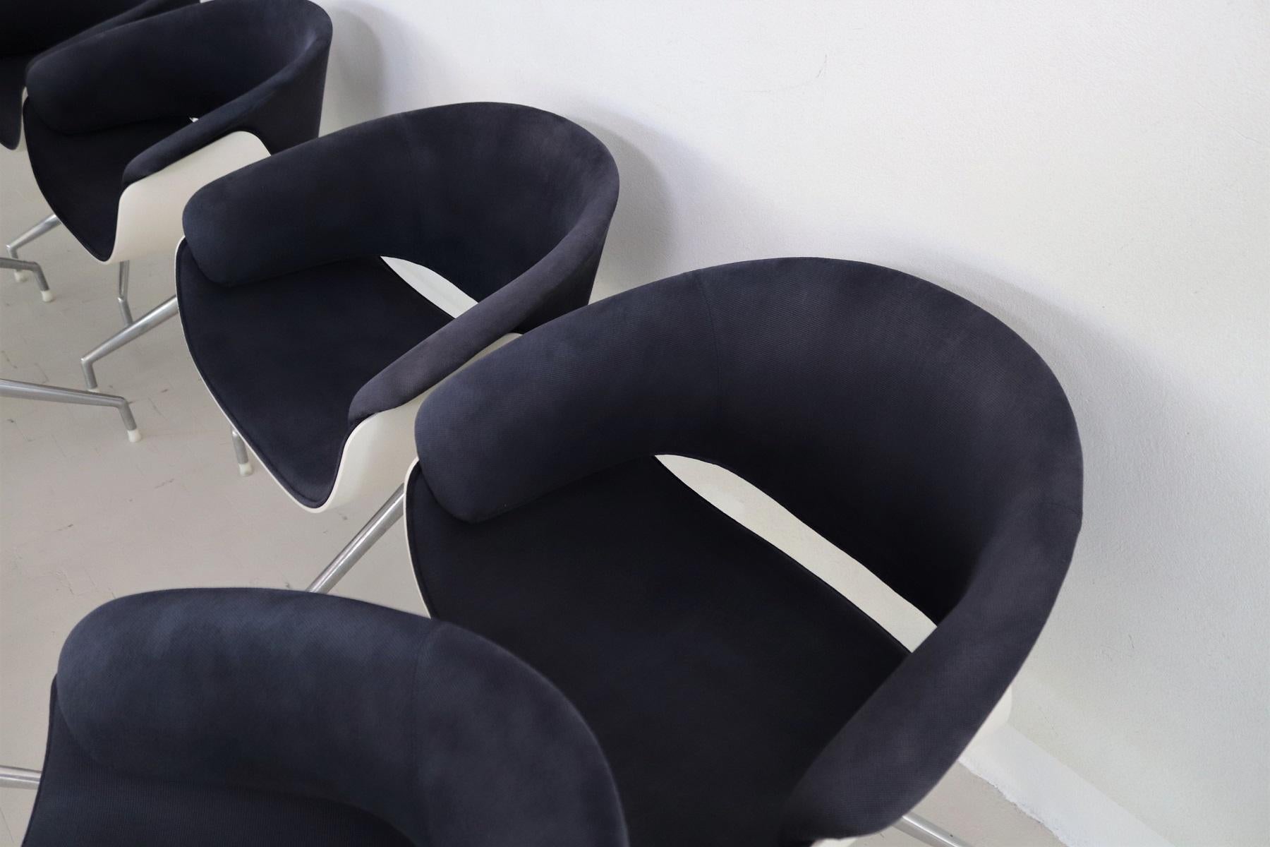 Italian Set of Eight SINA Swivel Chairs in Blue Fabric for B&B Italia 4