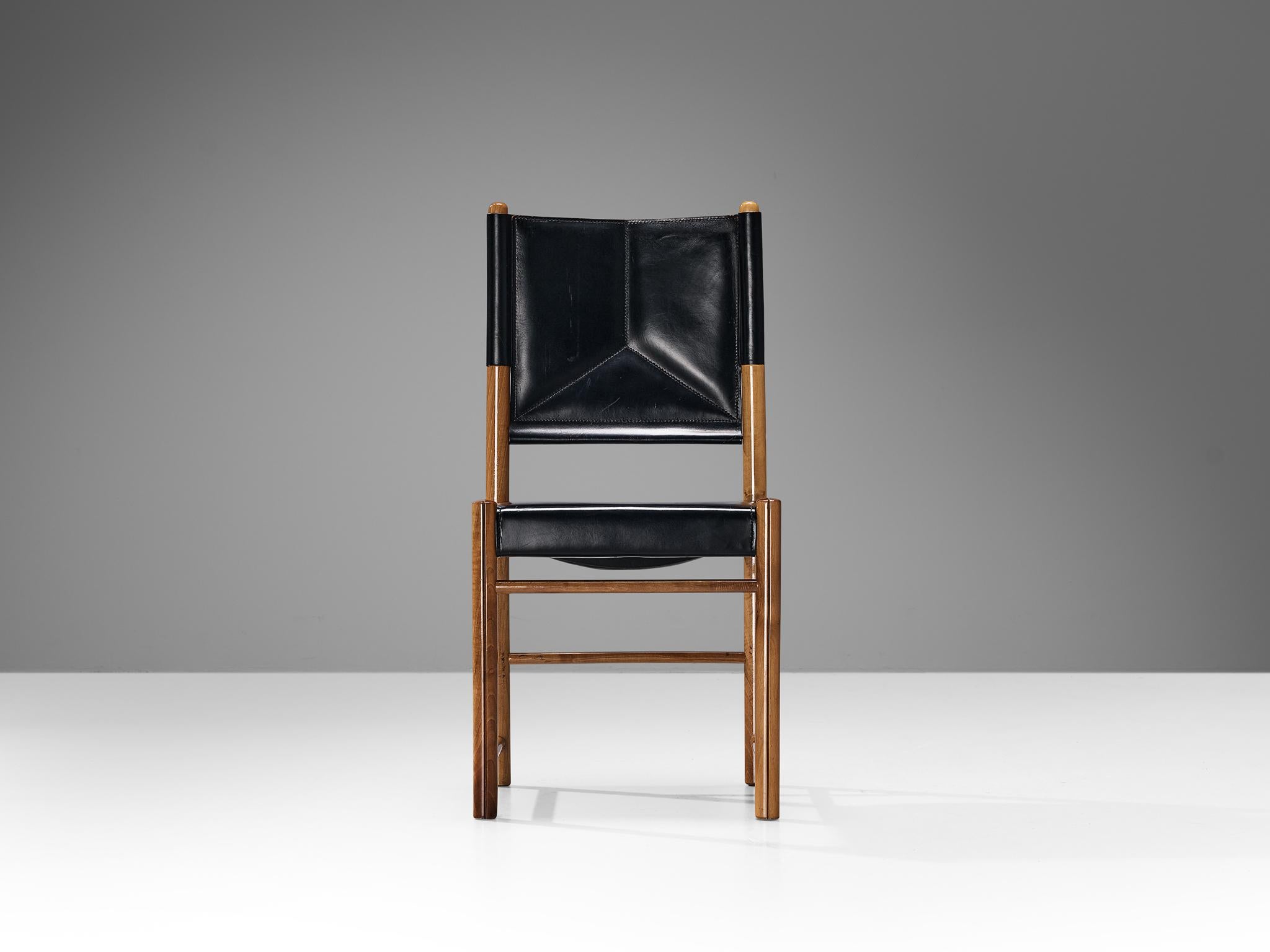 Italian Set of Four Dining Chairs in Black Leather and Walnut  1