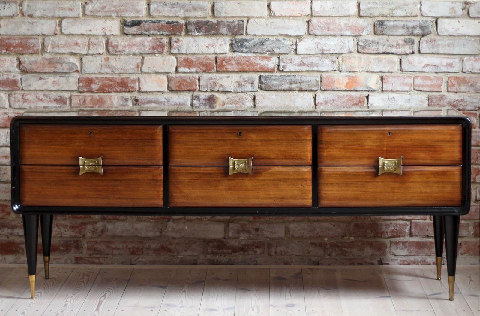 Mid-Century Modern Italian Set of Furniture, Sideboard and Nightstands, Vittorio Dassi Style, 1950s