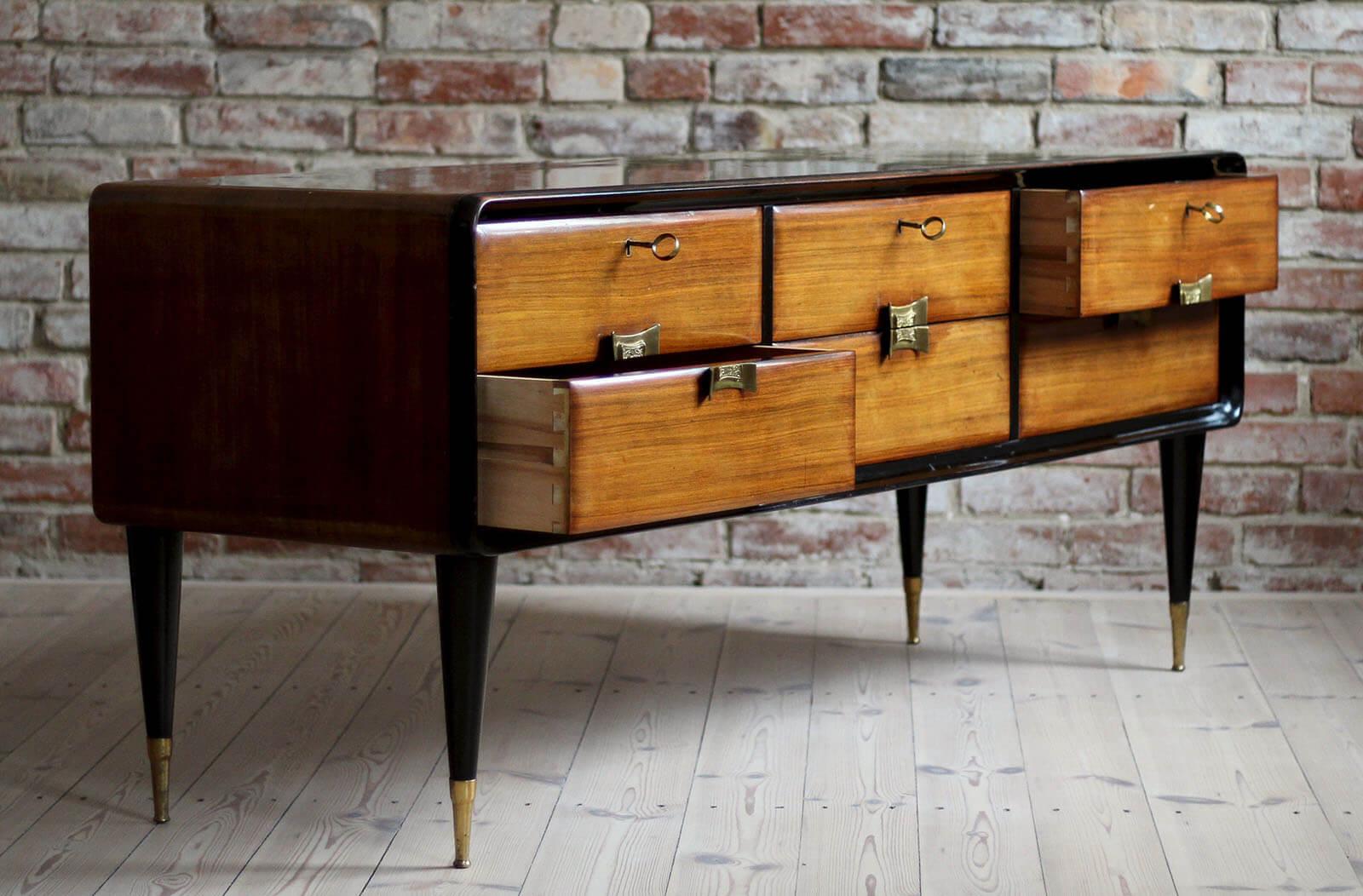 Italian Set of Furniture, Sideboard and Nightstands, Vittorio Dassi Style, 1950s In Good Condition In Wrocław, Poland