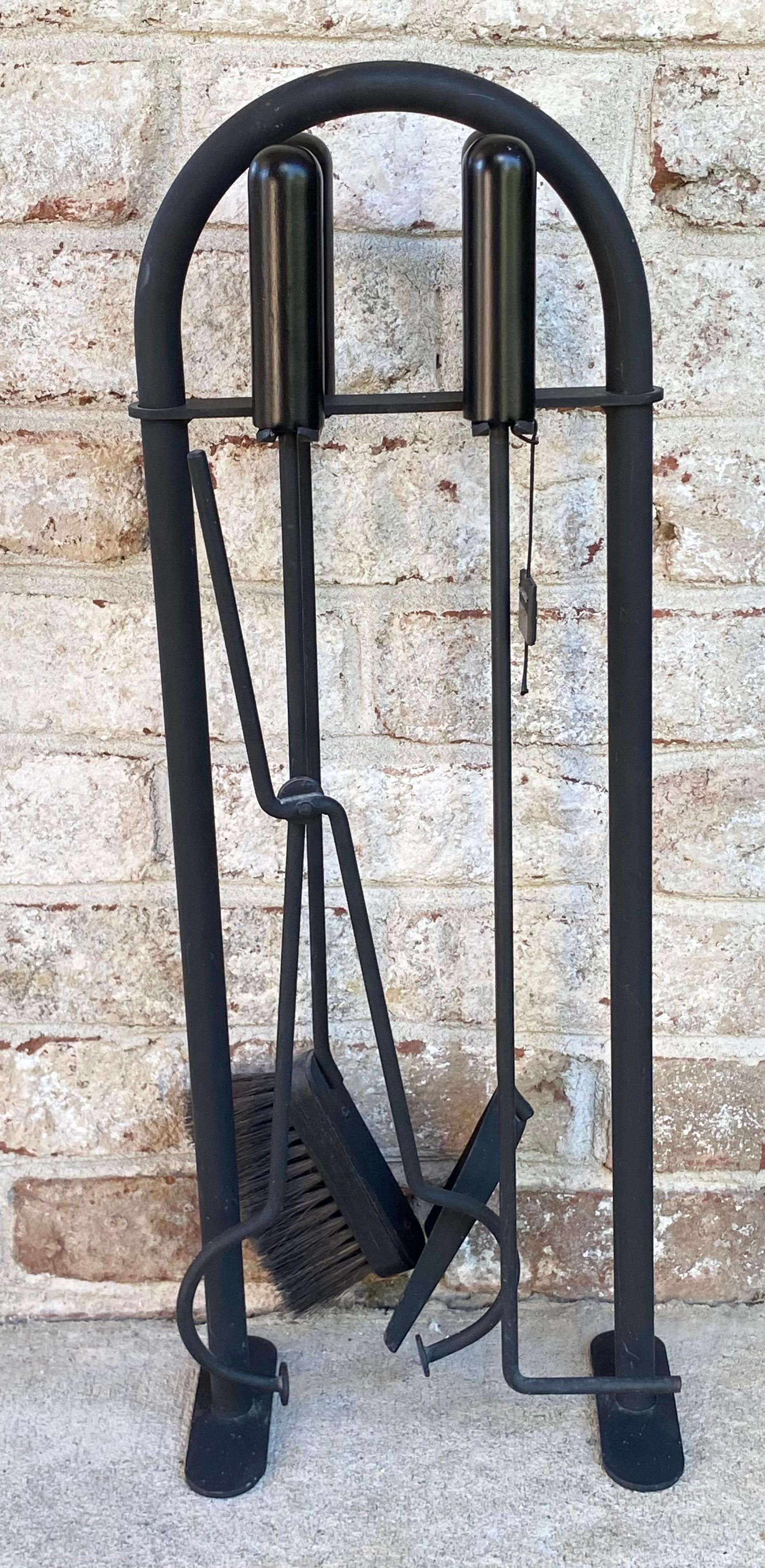 Italian Set of Modern Fireplace Tools For Sale 1