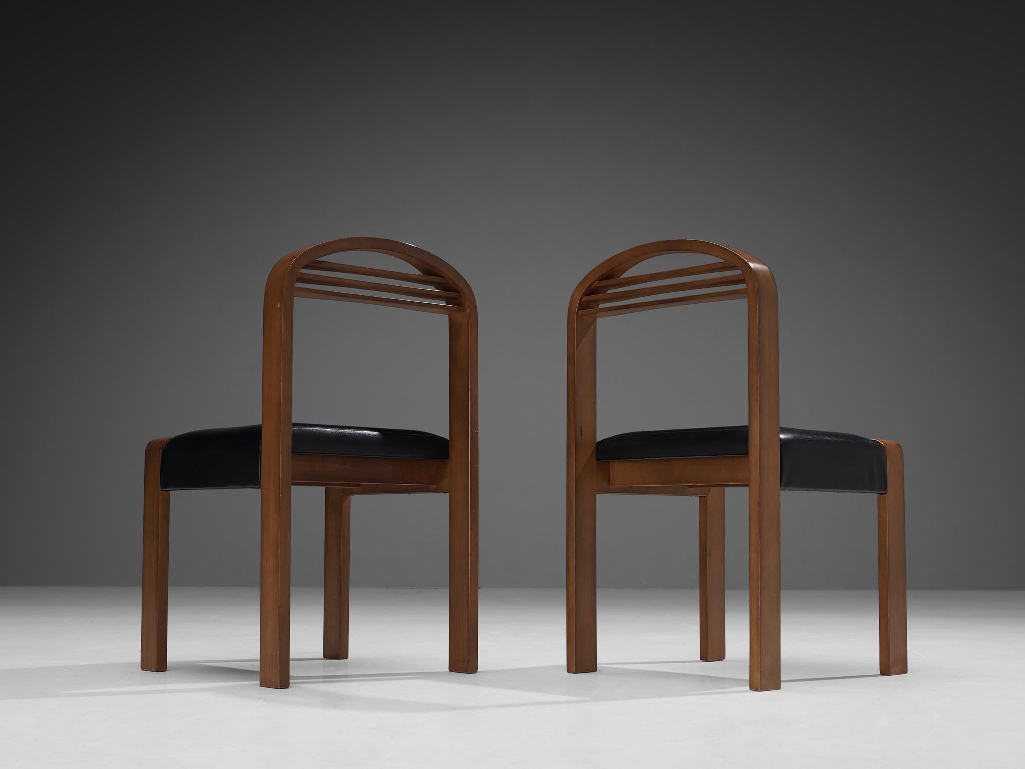 italien Italian Set of Six Dining Chairs with Sculptural Round Backrests en vente