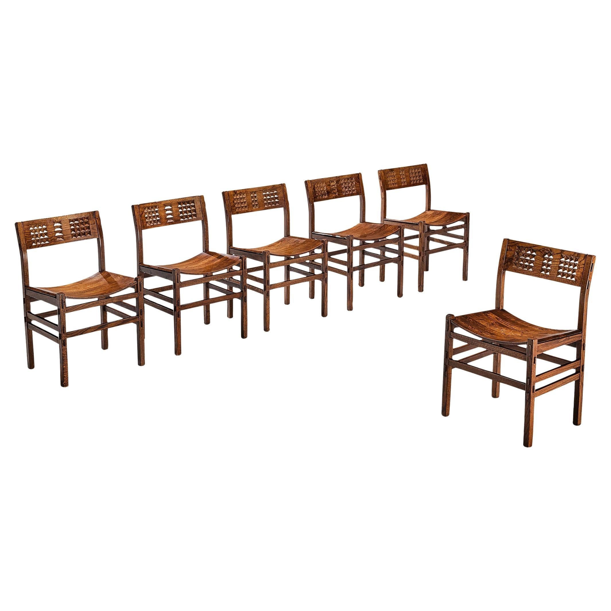 Italian Set of Six Dining Chairs in Oak with Geometrical Carved Backrests For Sale