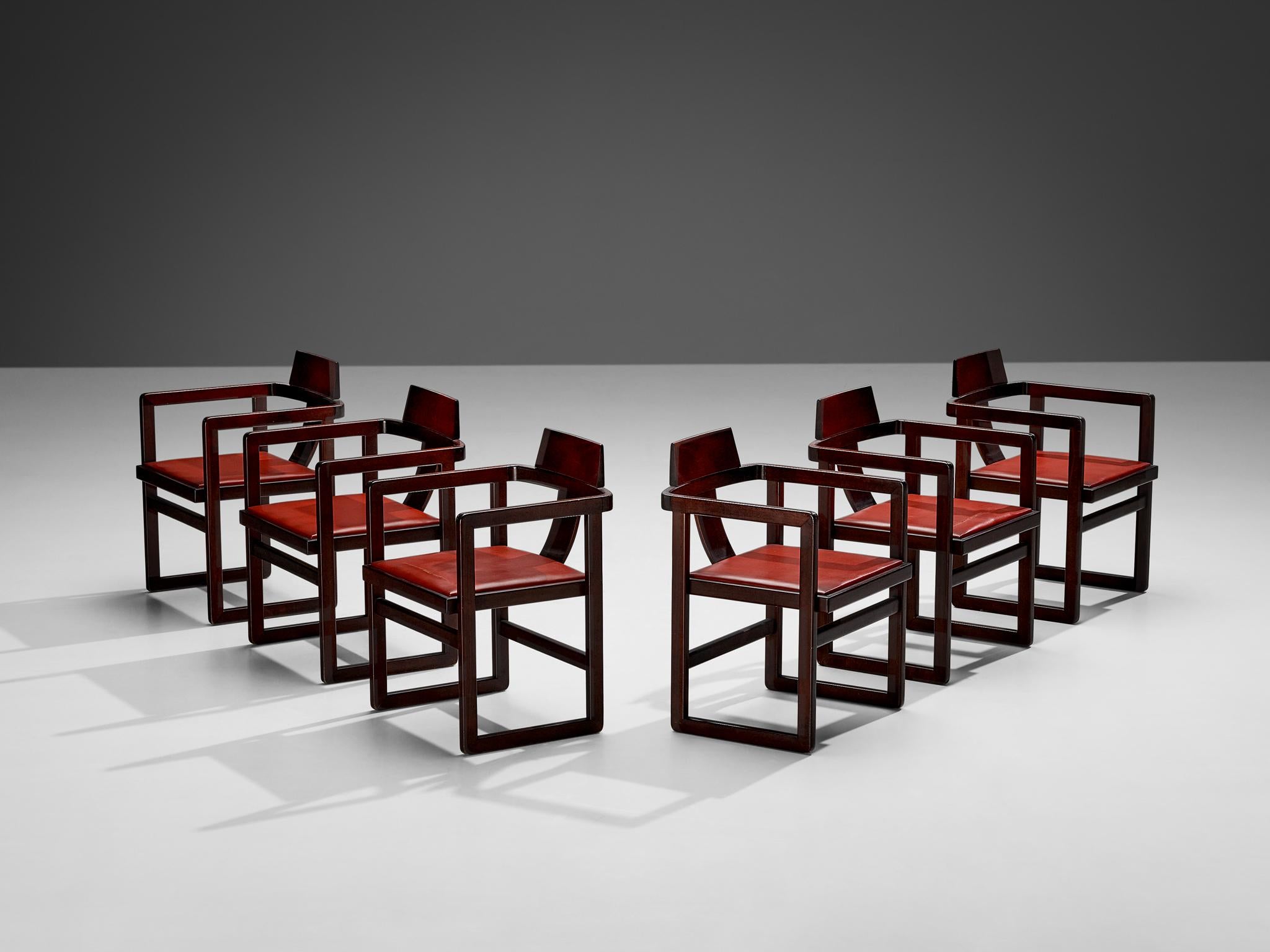 Set of six armchairs, stained beech, leatherette, Italy, 1970s

Simplistic yet elegant Italian set of six dining chairs. Straight geometric lines are prominent in the execution, for example to be seen in its dark stained wooden frame. An elegant