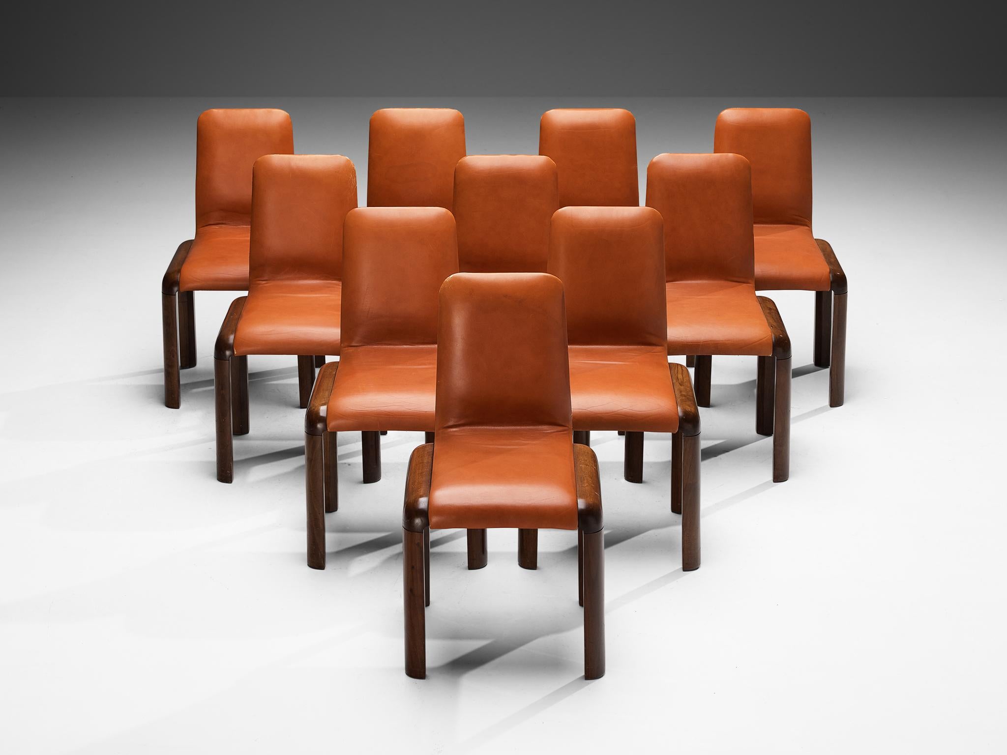 Italian Set of Ten Dining Chairs in Walnut and Cognac Leather  For Sale 6