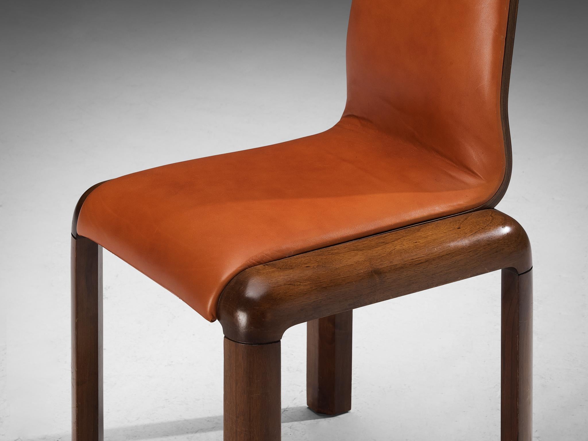 Late 20th Century Italian Set of Ten Dining Chairs in Walnut and Cognac Leather  For Sale