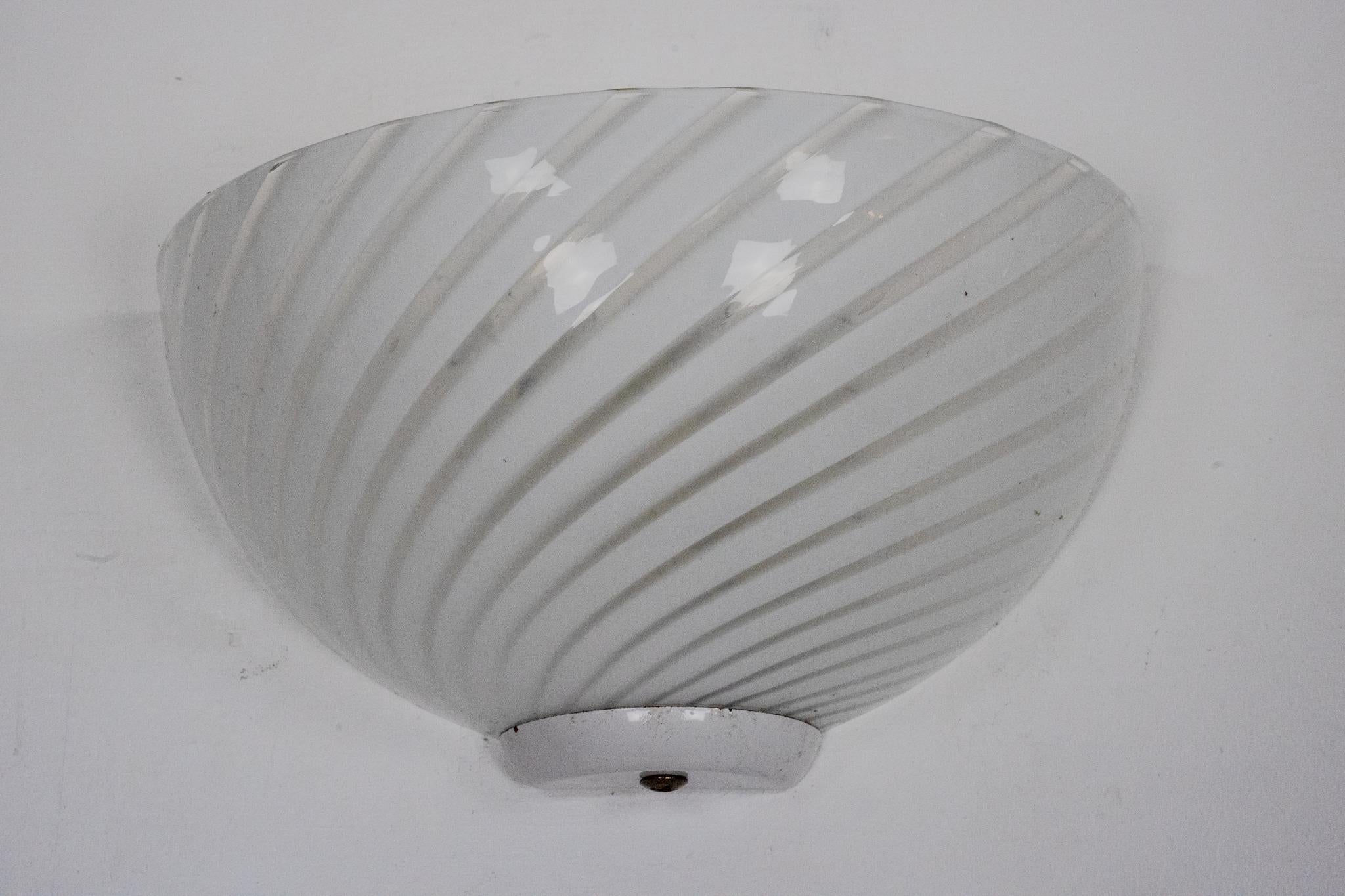 Set di tre applique in vetro di Murano a righe in stile Venini. Italia anni '70 in vendita 7