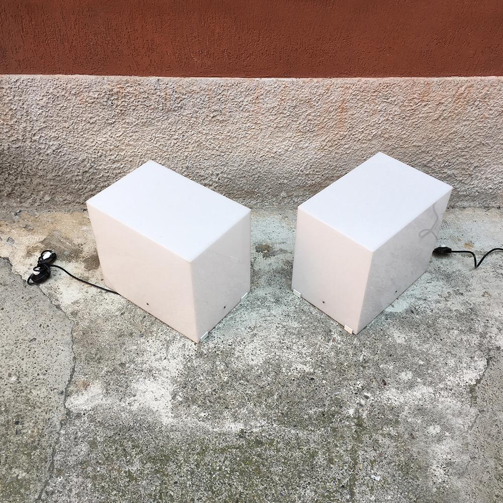 Modern Italian Set of Two Floor Lamps in White Plexiglass, 1970s