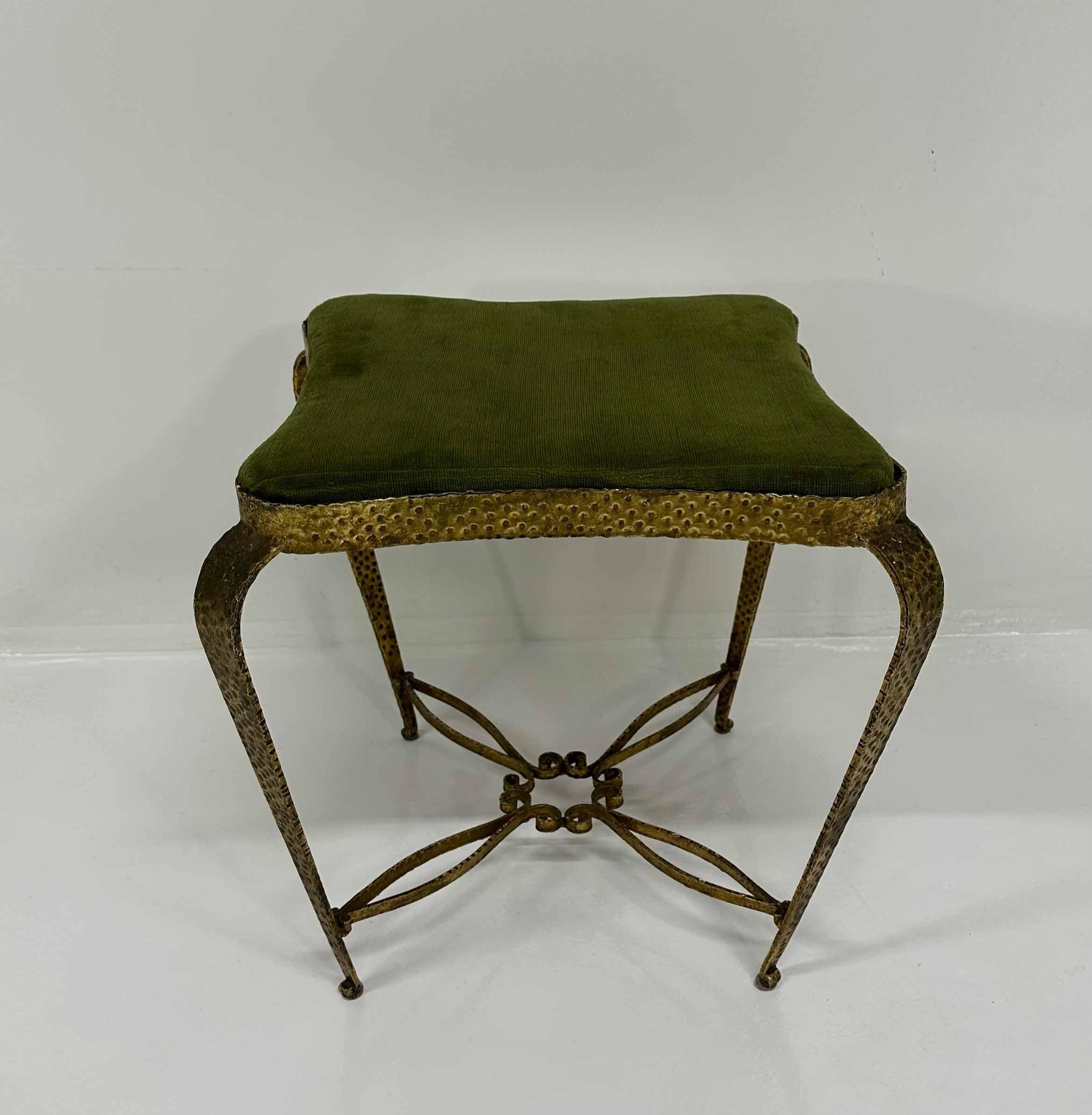 Italian Set of Wall Mirror Console and Pouf by Pierluigi Colli, 1960s For Sale 6