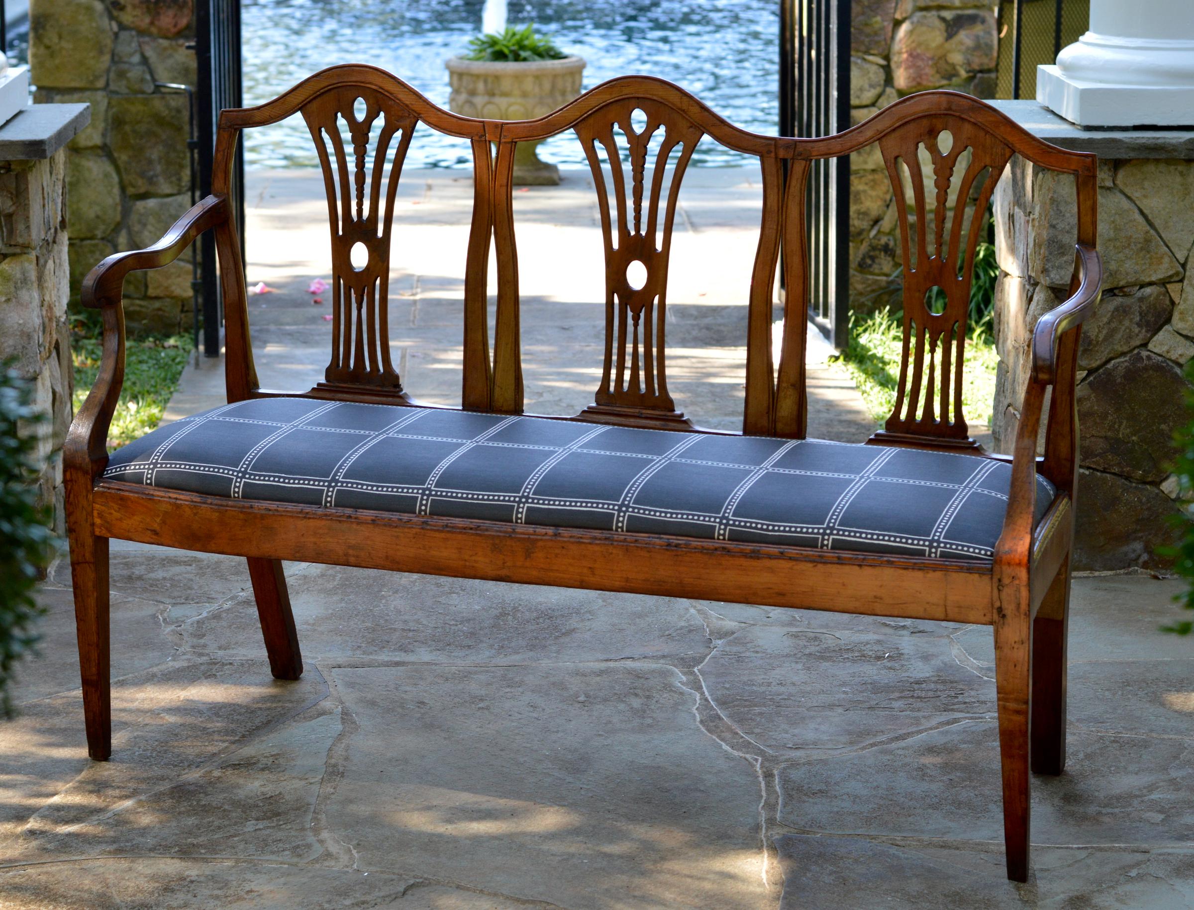 Hand-Crafted Italian Settee / Hall Bench of Walnut For Sale