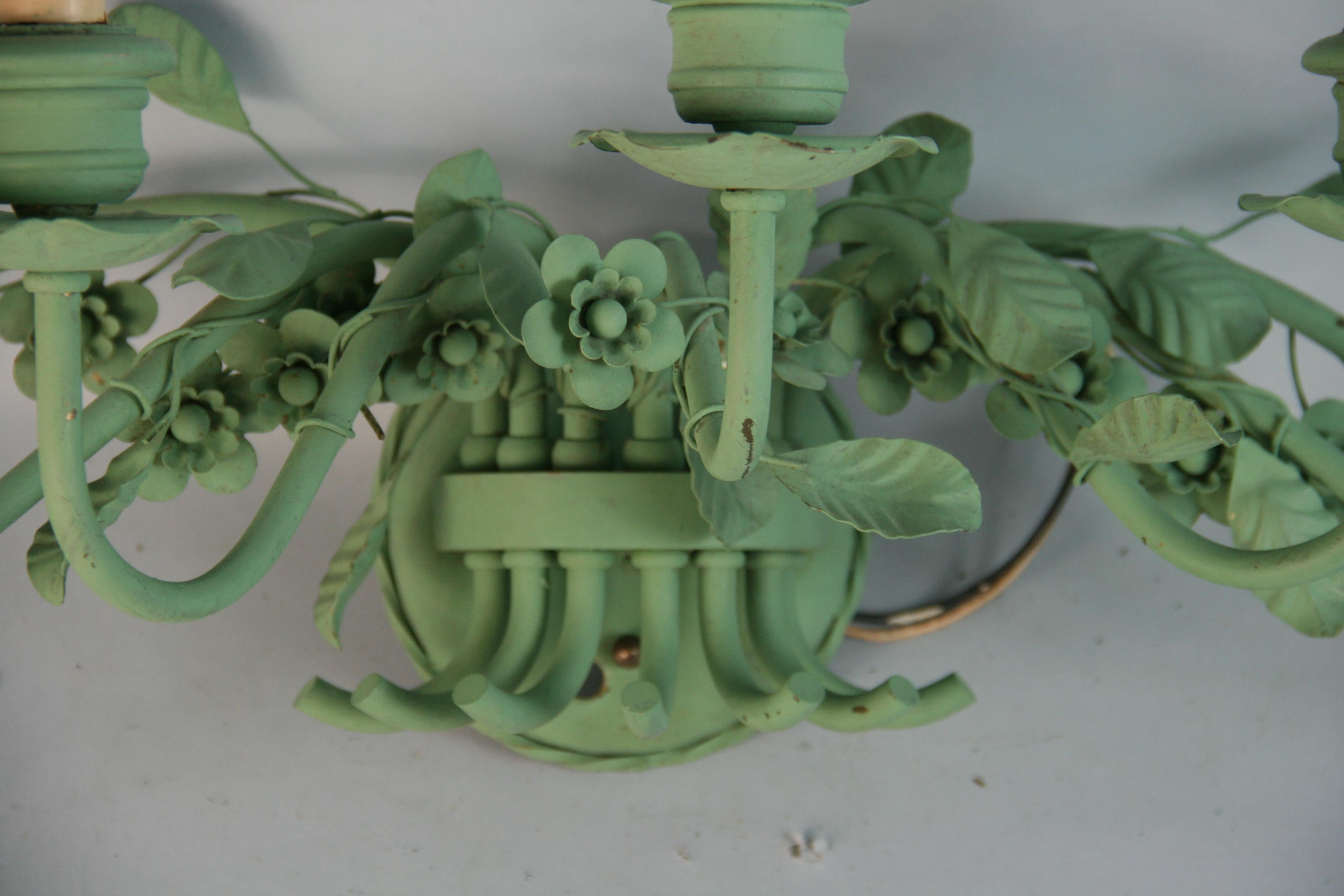 Late 20th Century Italian Green Seven Light Leaves and Flowers Oversized Wall Sconce For Sale