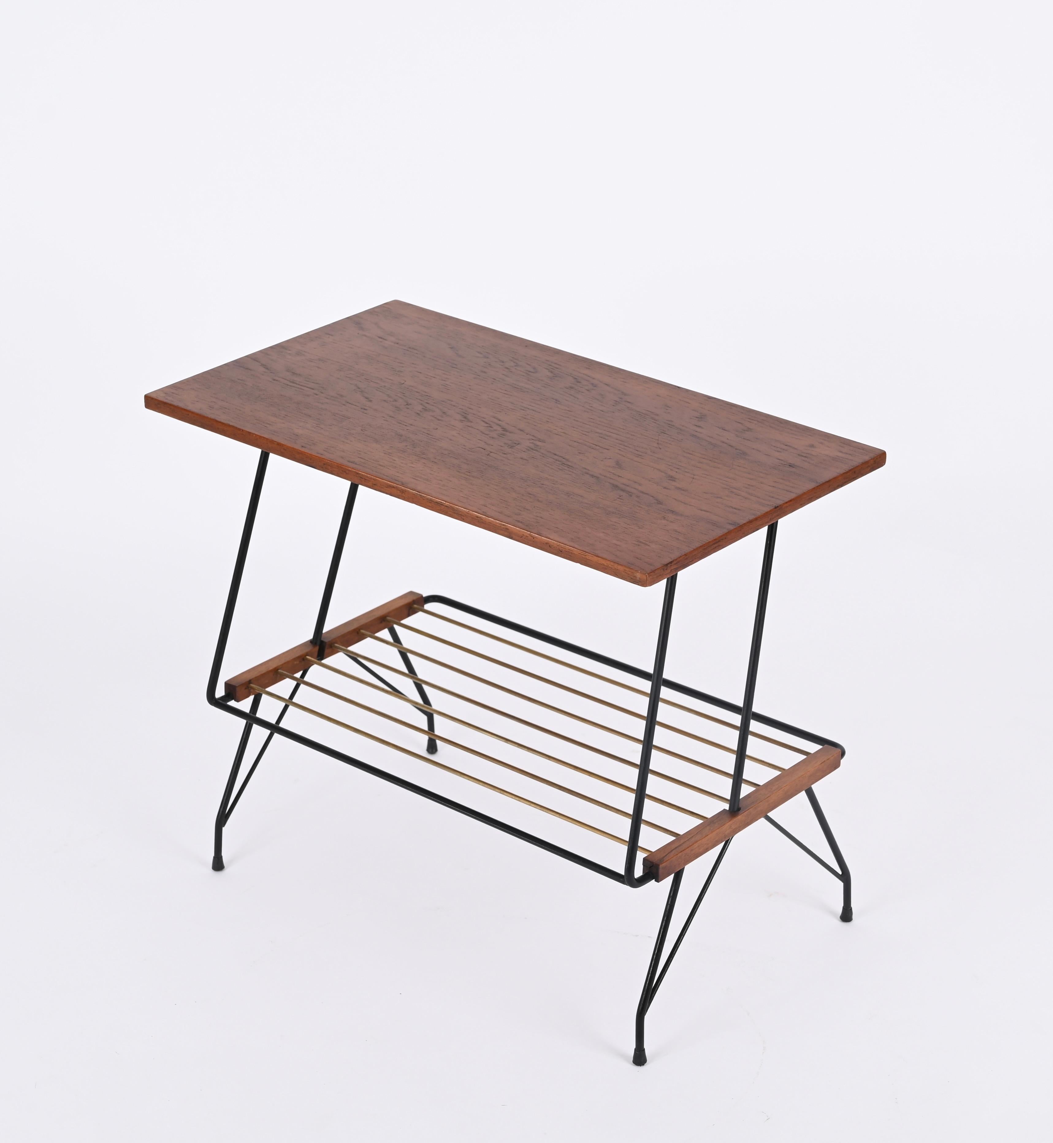 Italian Side or Coffee Table with Brass Magazine Rack by Mobili Pizzetti, 1950s For Sale 8