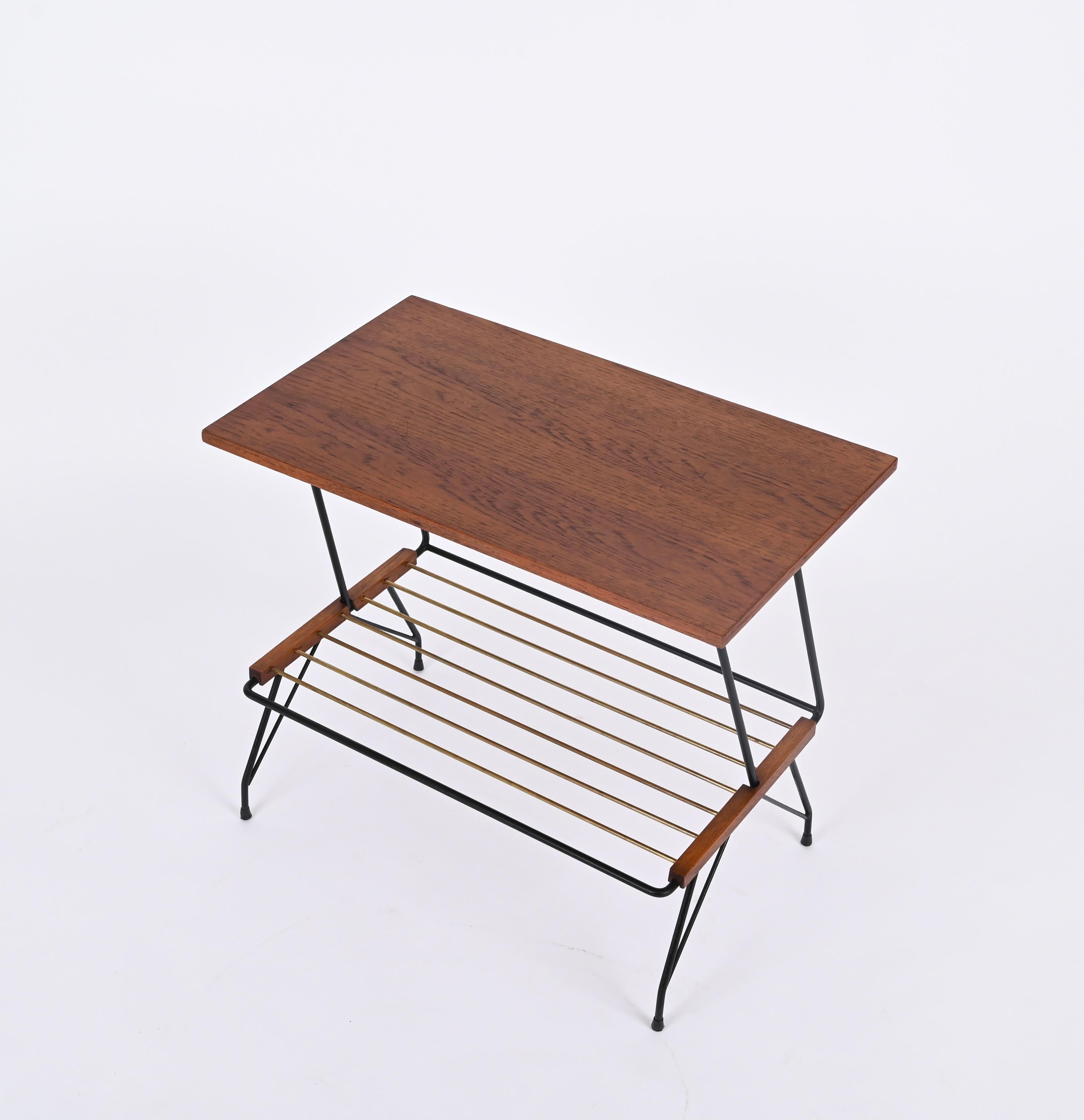Italian Side or Coffee Table with Brass Magazine Rack by Mobili Pizzetti, 1950s For Sale 1