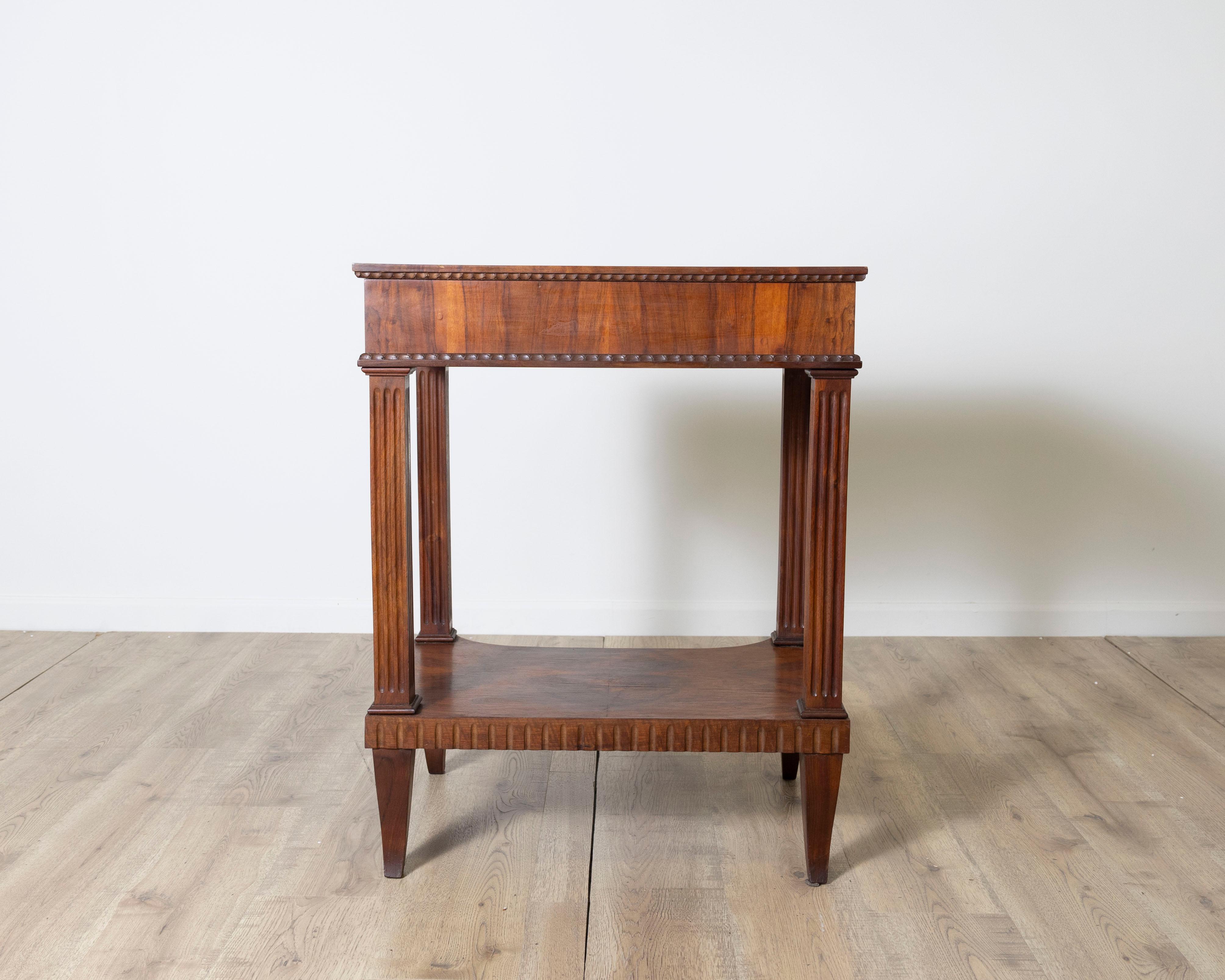 Italian Side Table im Angebot 4