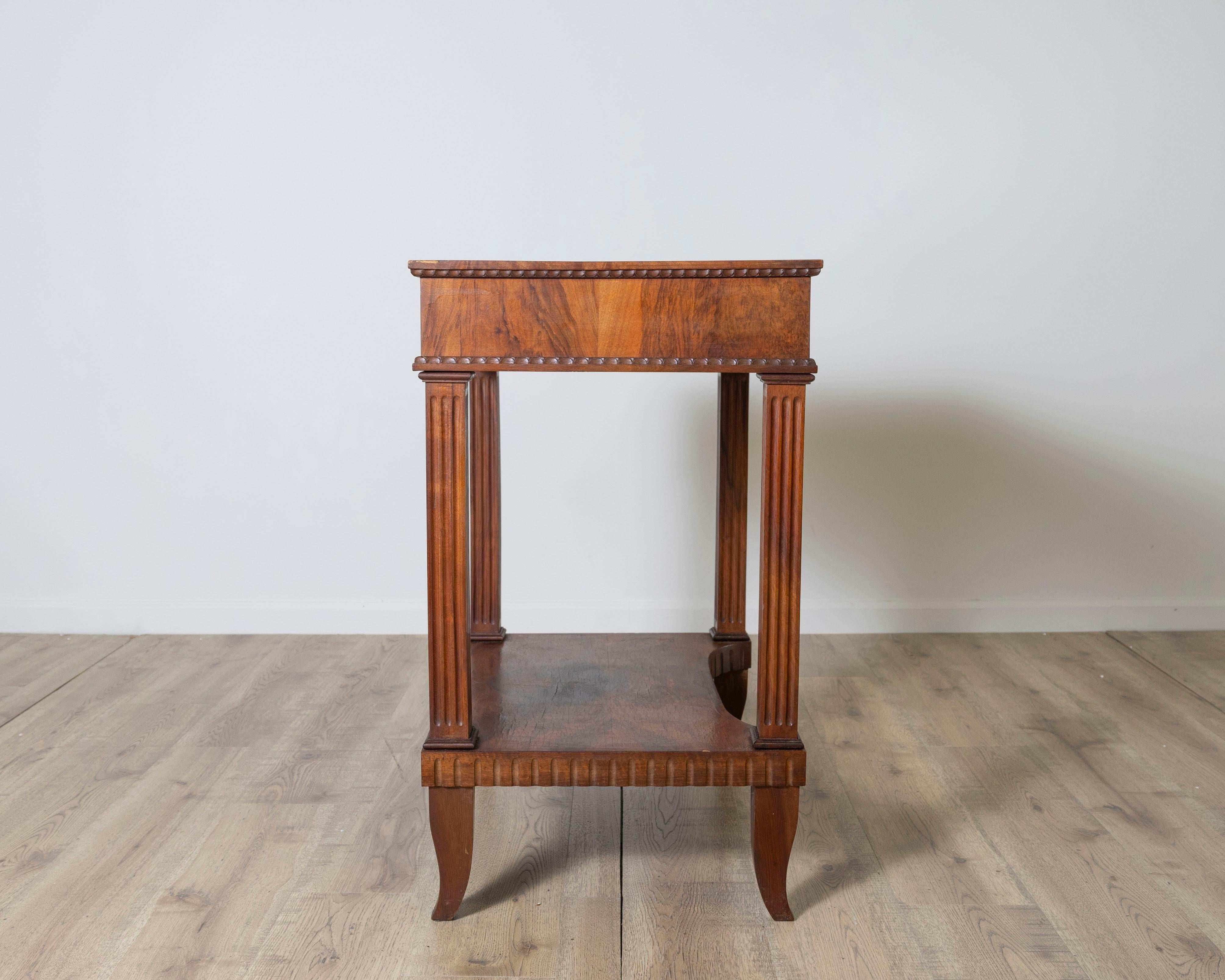 Italian Side Table im Angebot 2