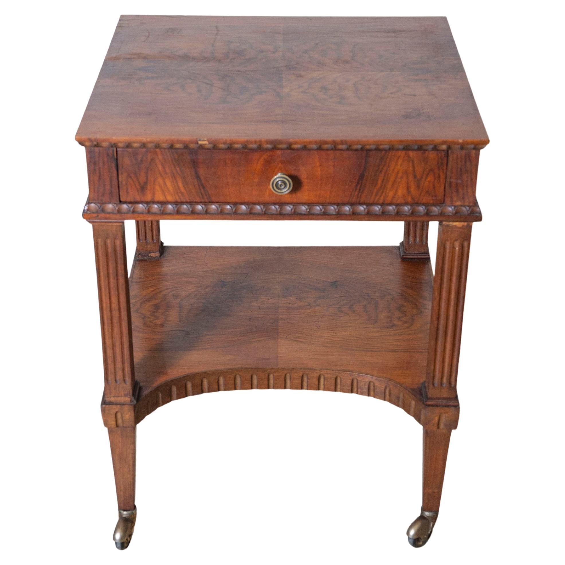 Italian Side Table im Angebot