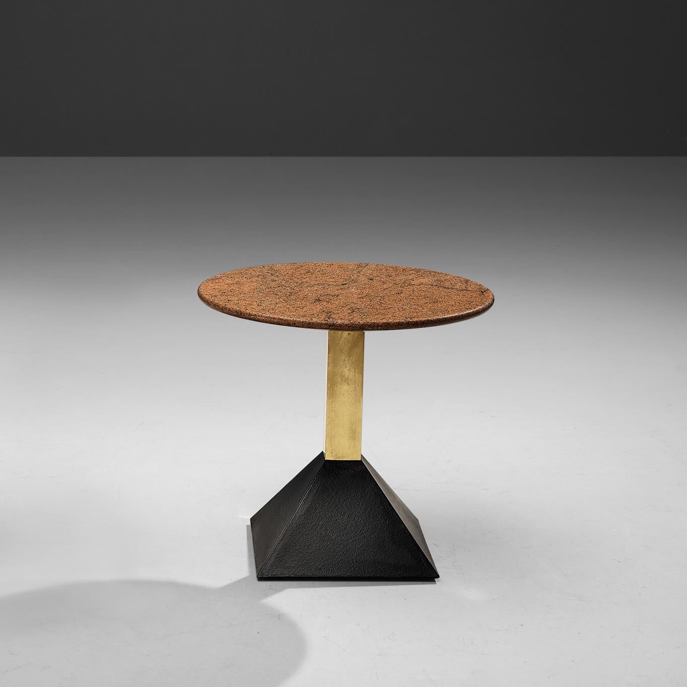 Post-Modern Italian Side Table in Metal and Round Granite Top For Sale