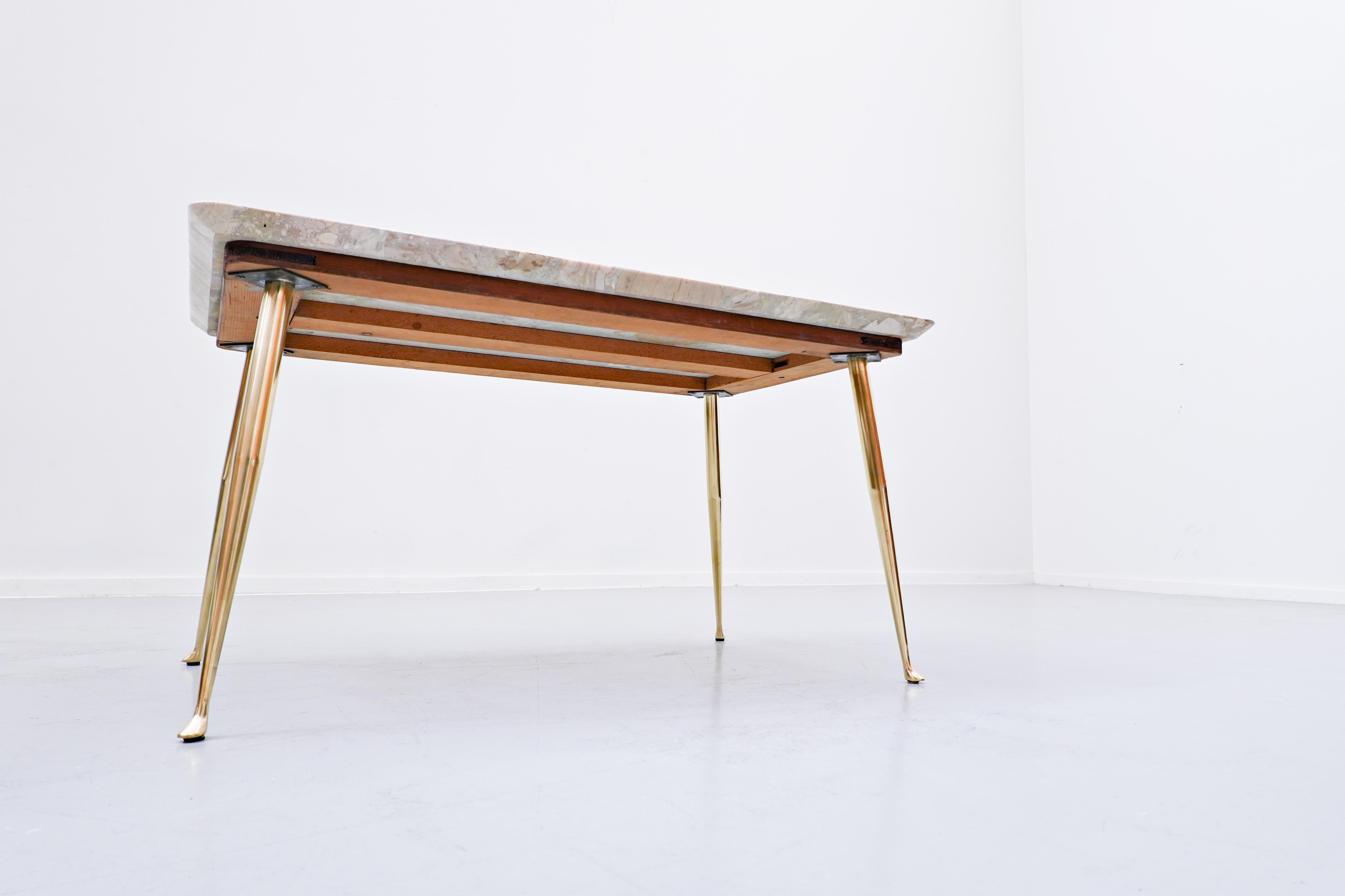Mid-Century Modern Italian Side Table, Mable and Brass, 1960s For Sale 5