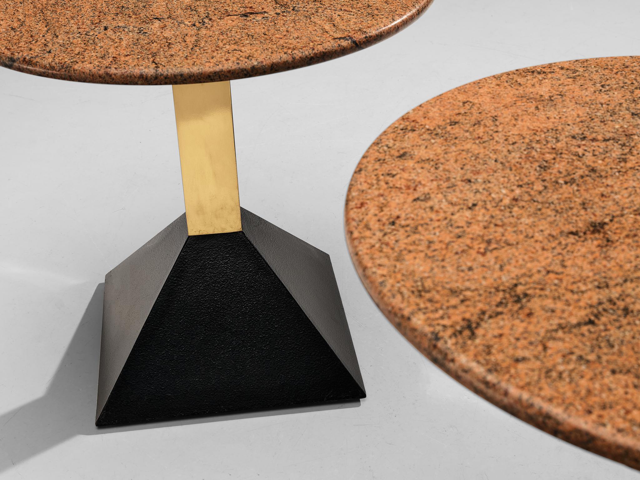 Post-Modern Italian Side Tables in Metal and Round Granite Top For Sale